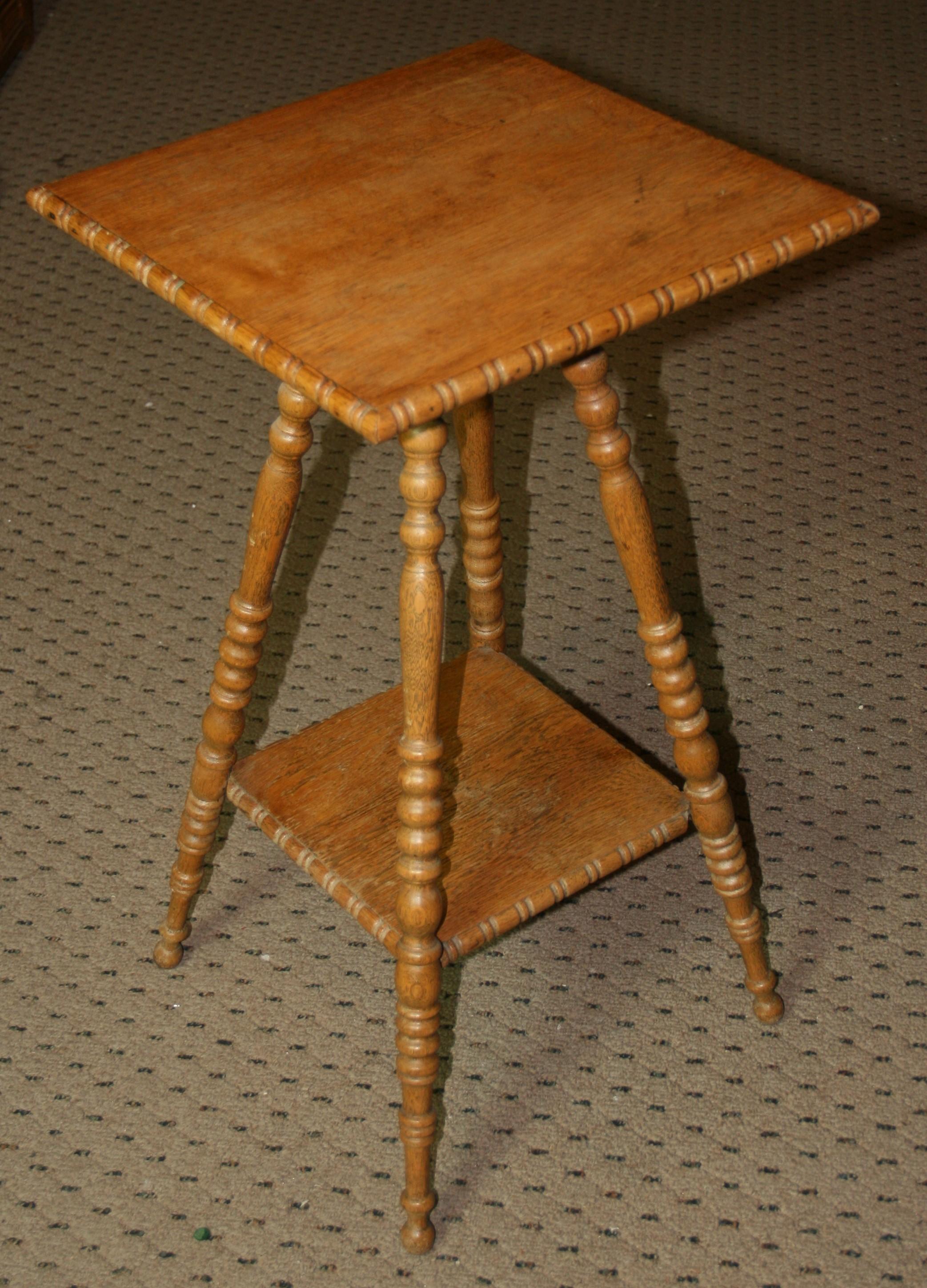 1571 American antique soliak plant stand or pedestal table with square 

top raised on bobbin turned legs







