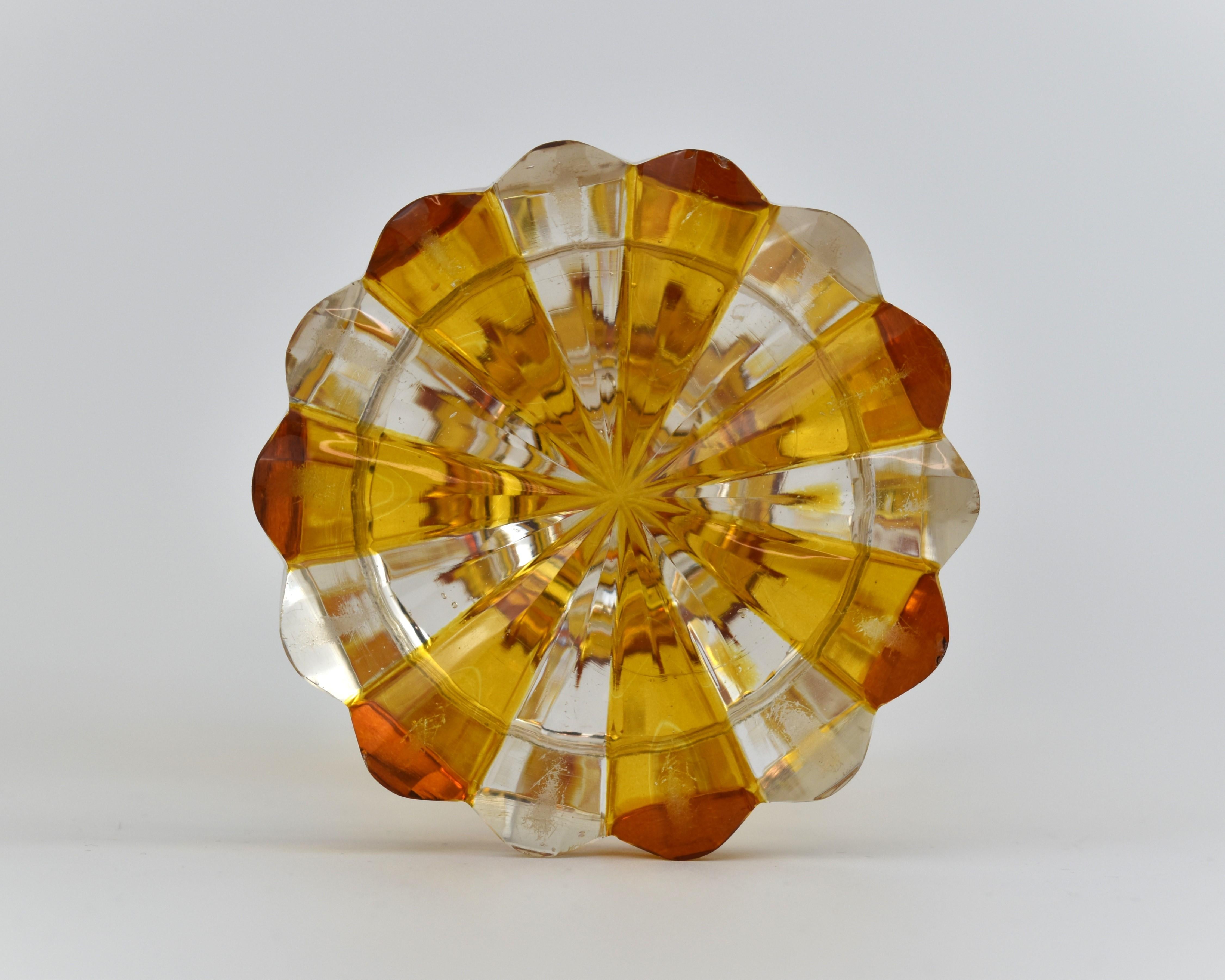 Antico calice di vetro ambrato Biedermeier, XIX secolo in vendita 3