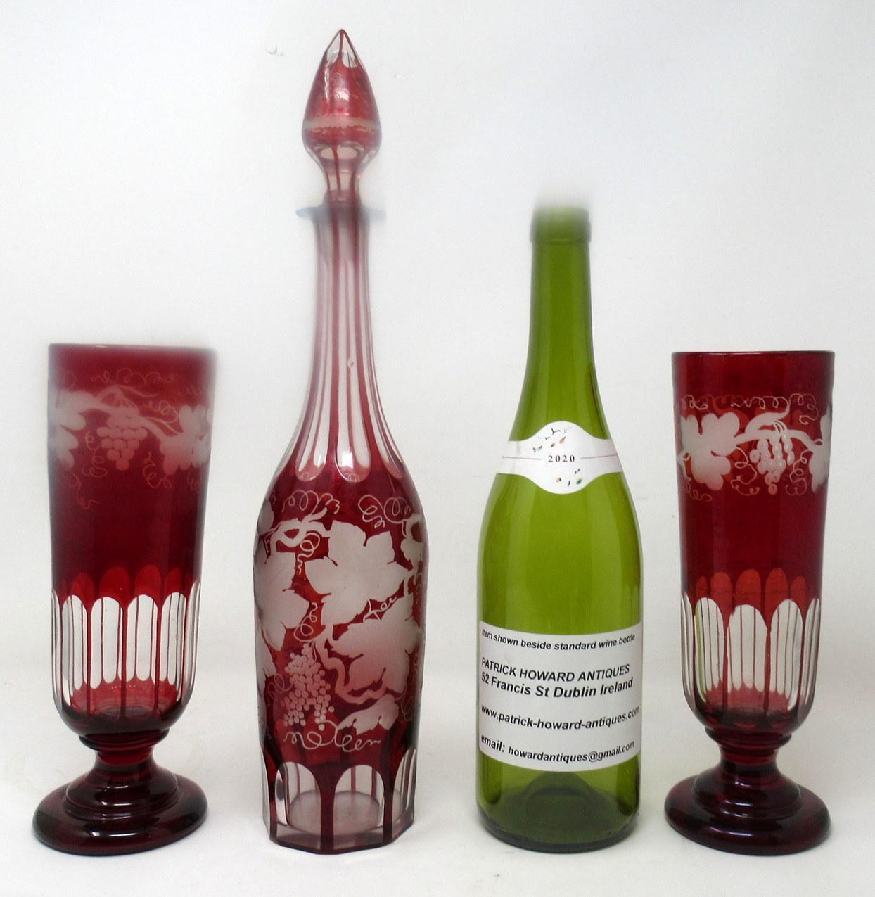 Antikes böhmisches Chech-Rubin-Cranberry-Glas-Dekanter, Paar Goblets-Vasen Egermann, Egermann im Angebot 1