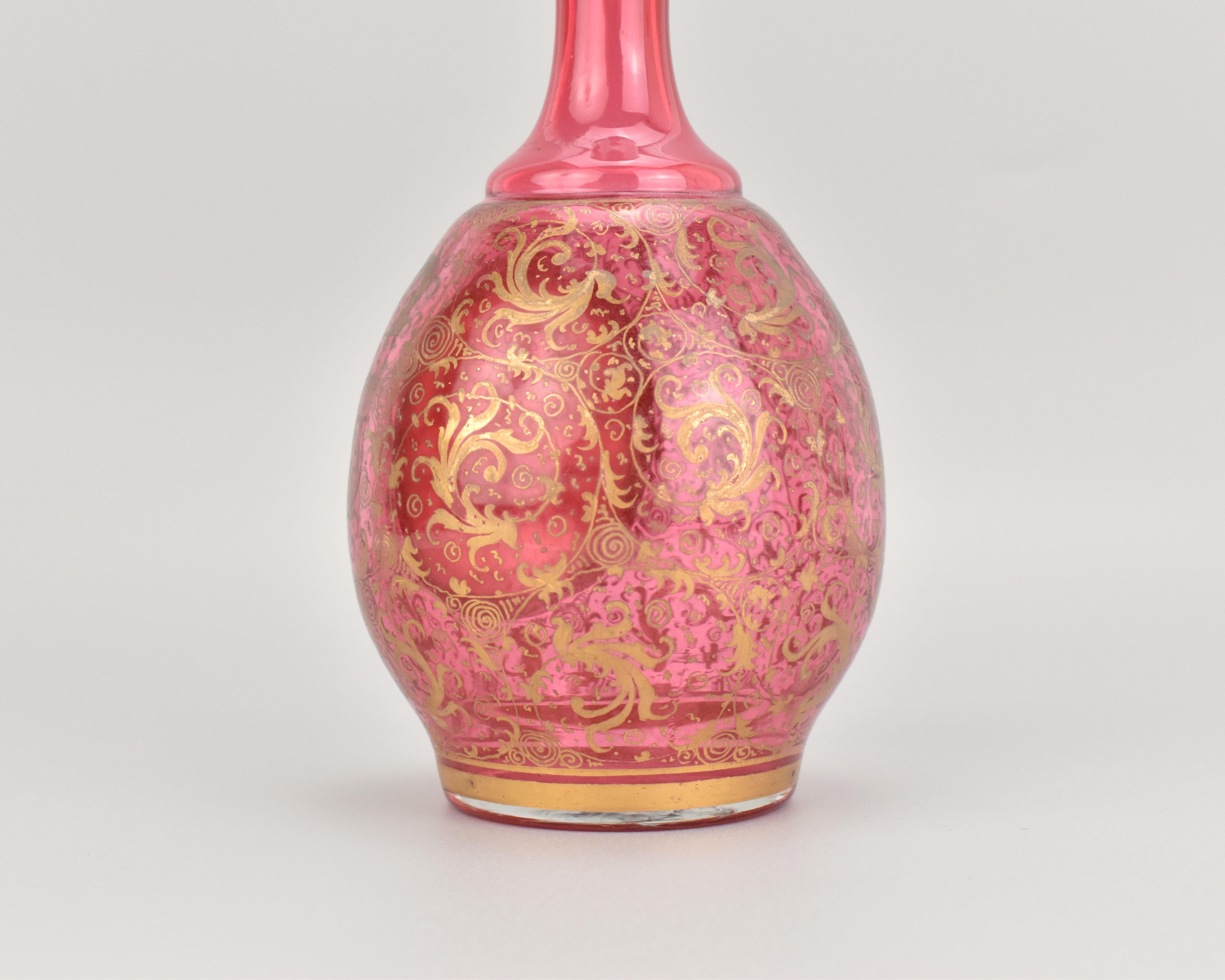 Antikes böhmisches Schminktischset aus Glas mit Preiselbeer-Overlay-Glas von Moser, 19. Jahrhundert im Angebot 3