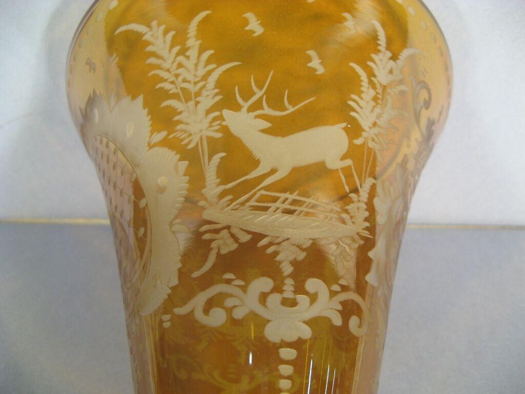 Antique Bohemian Crystal Cornet Vase (Early 20th Century) - Etched Castle -1Y10 In Good Condition In Bordeaux, FR