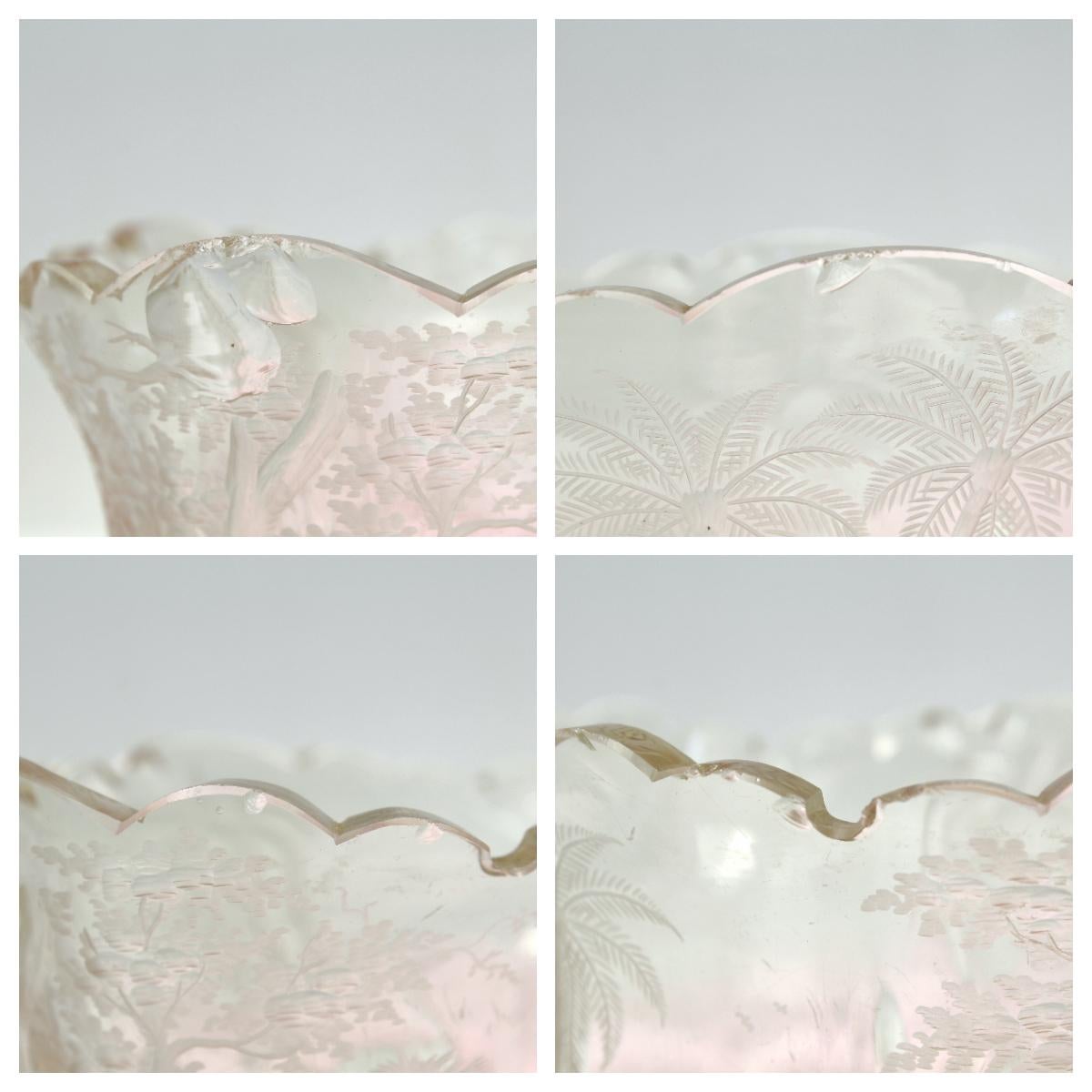 Antique vase bohème/zéchien taillé en canneberge clair avec scène de Savannah en vente 7