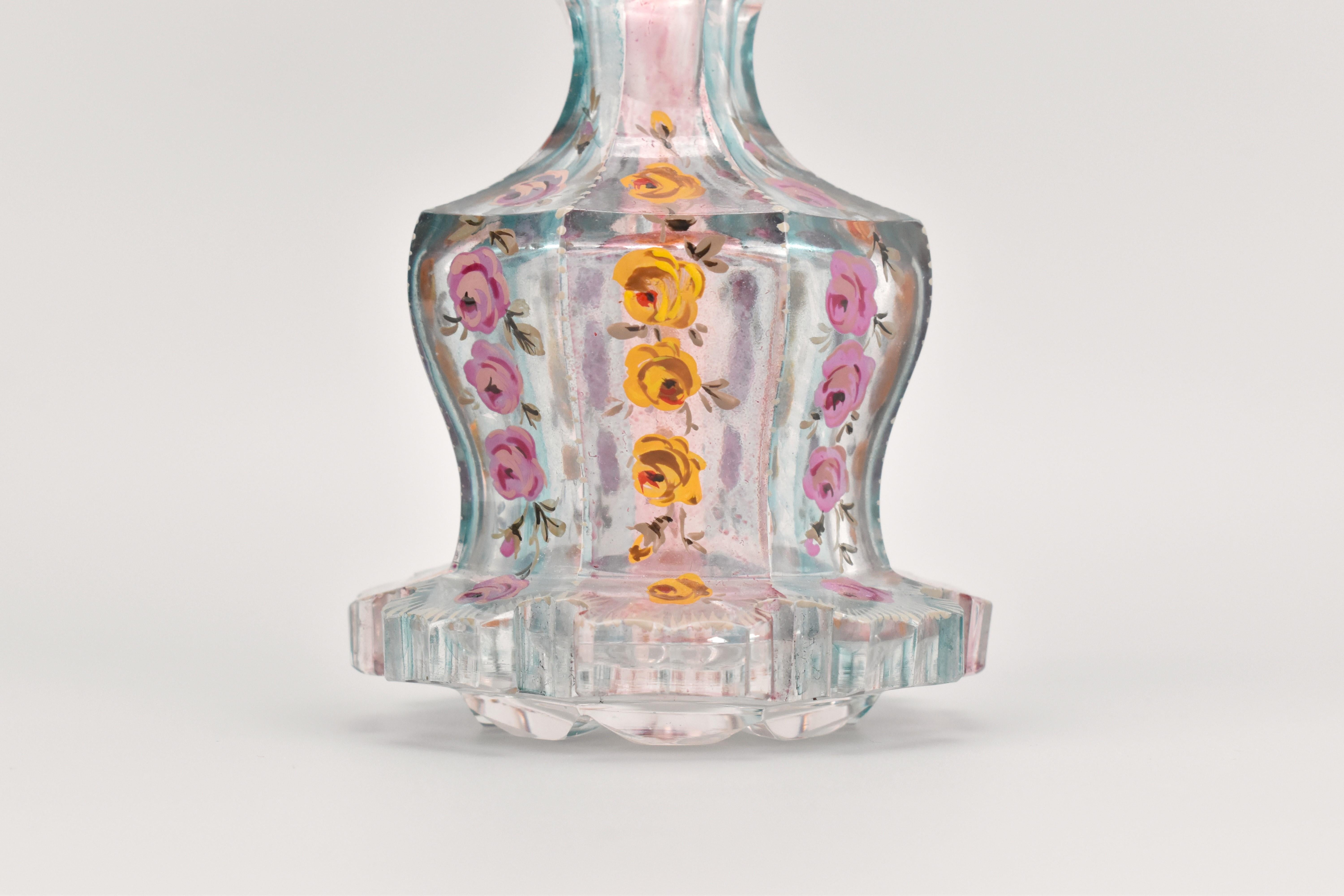Bouteille de parfum bohème ancienne en laiton émaillé de Moser, 19ème siècle Bon état - En vente à Rostock, MV