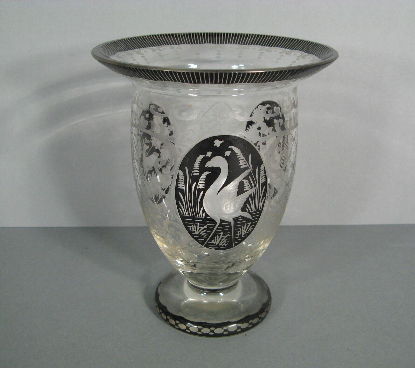 Francese Antico vaso di cristallo inciso di Boemia con motivi di castelli, cervi e uccelli - 1Y126
