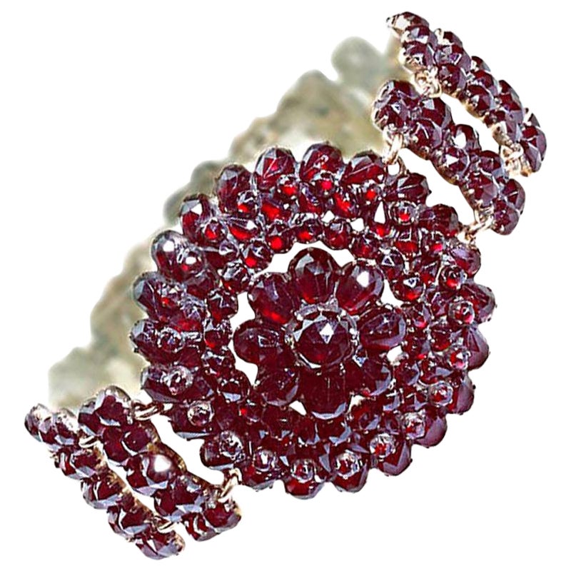 Antique Bohemian Garnet and Silver Bracelet, Circa 1900 For Sale