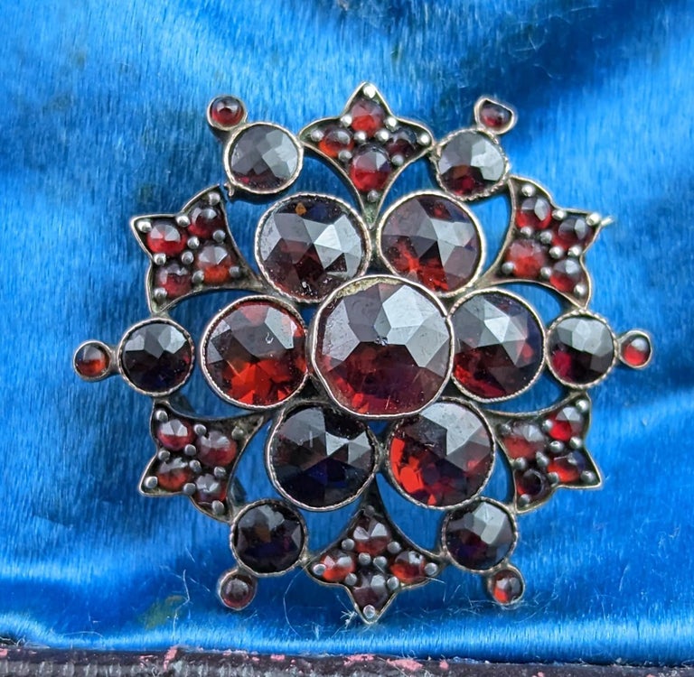 Victorian Antique Bohemian garnet Floral cluster brooch, Silver gilt  For Sale