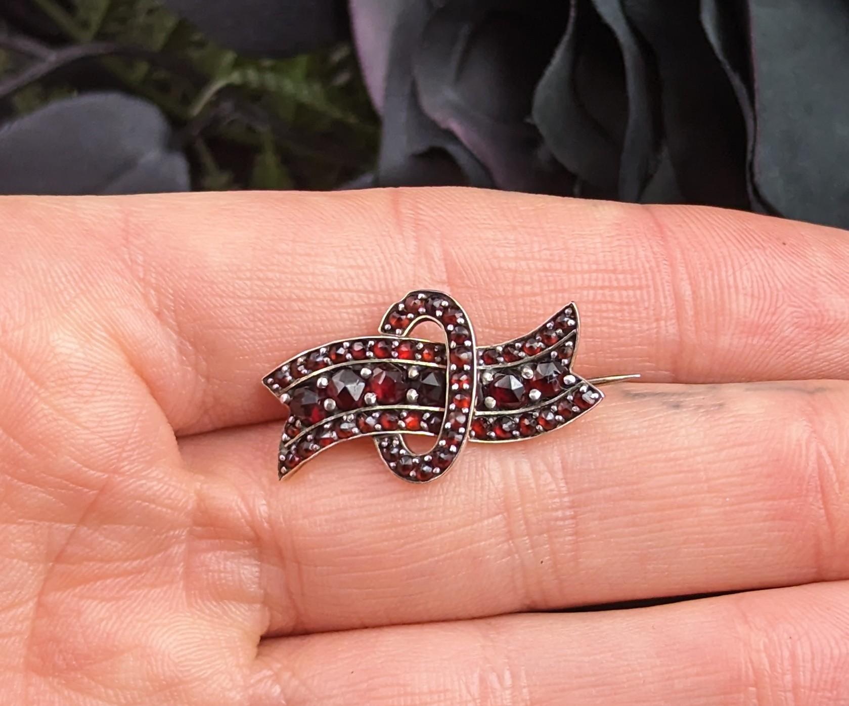 Antique Bohemian Garnet Ribbon Brooch, 8k Rose Gold 6