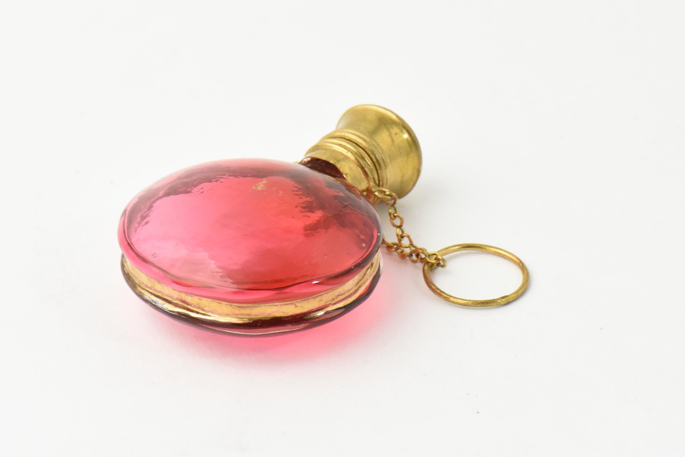 Antique Bohemian Cranberry Gilt Perfume Bottle with Chatelaine Finger Chain In Excellent Condition In Miami Beach, FL