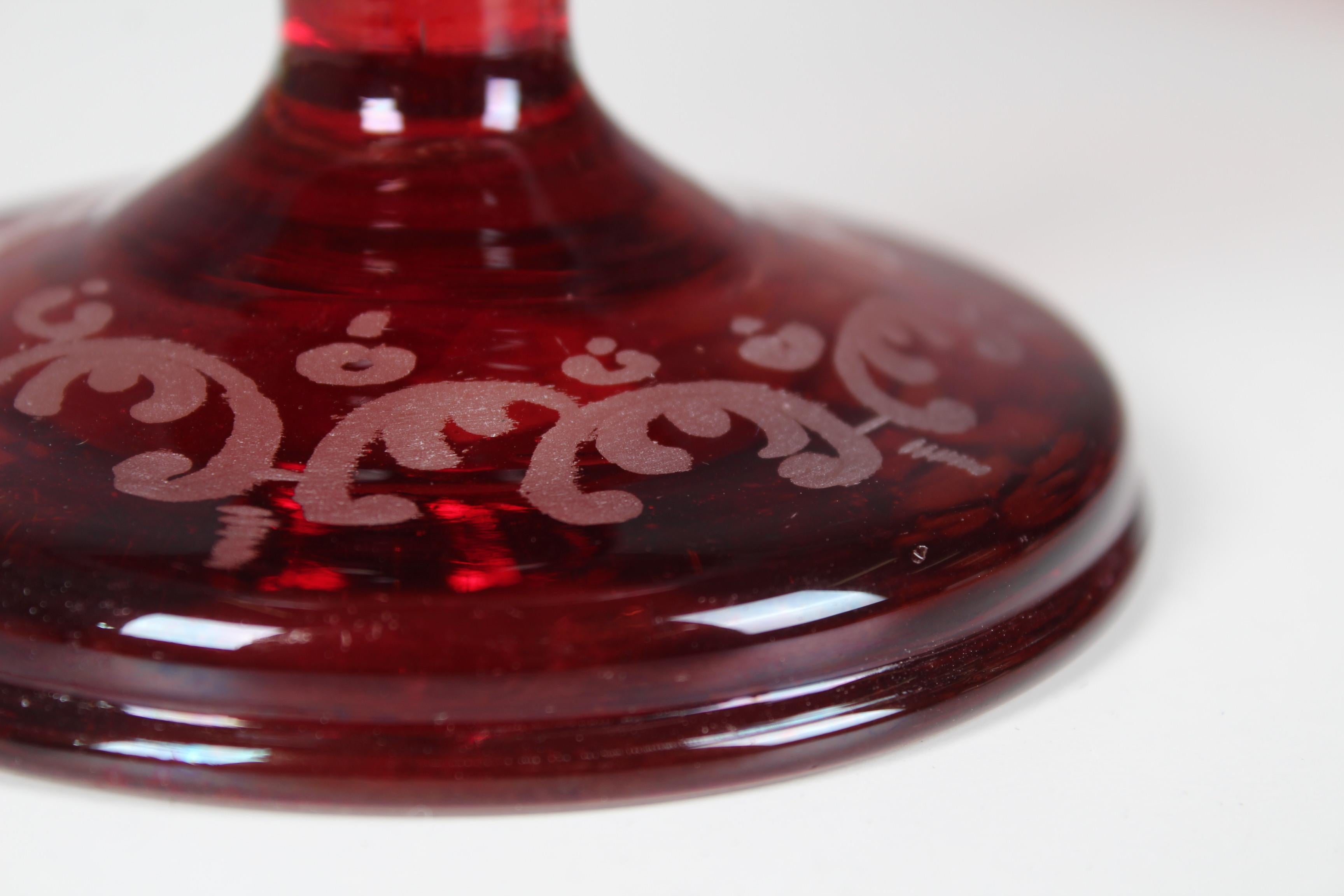 Ensemble de verres de Bohème anciens, vers 1880, cristal de Bohème, rouge rubis et jaune Bon état - En vente à Greven, DE