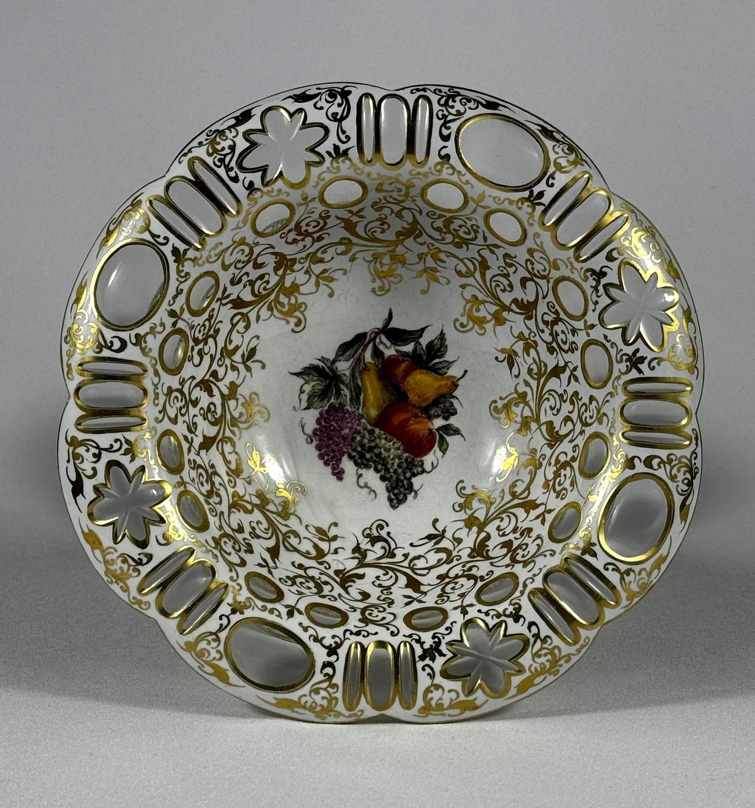 Cristal de Bohemia Antiguo - Recubrimiento Blanco - Cortado y Pintado  siglo XIX Hecho a mano