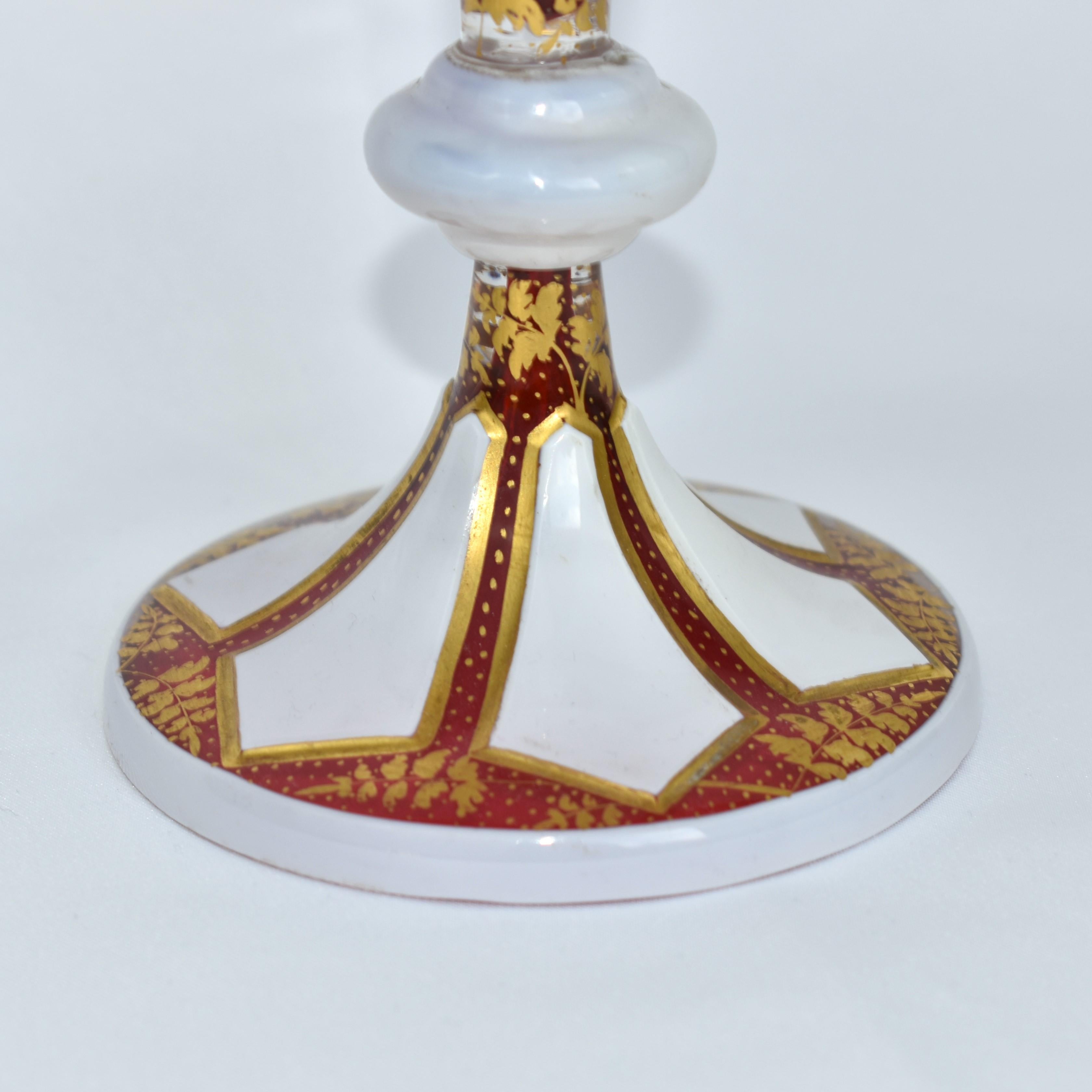 ANTIQUE BOHEMIAN HARRACH OVERLAY GLASS VASE, 19th CENTURY For Sale 1