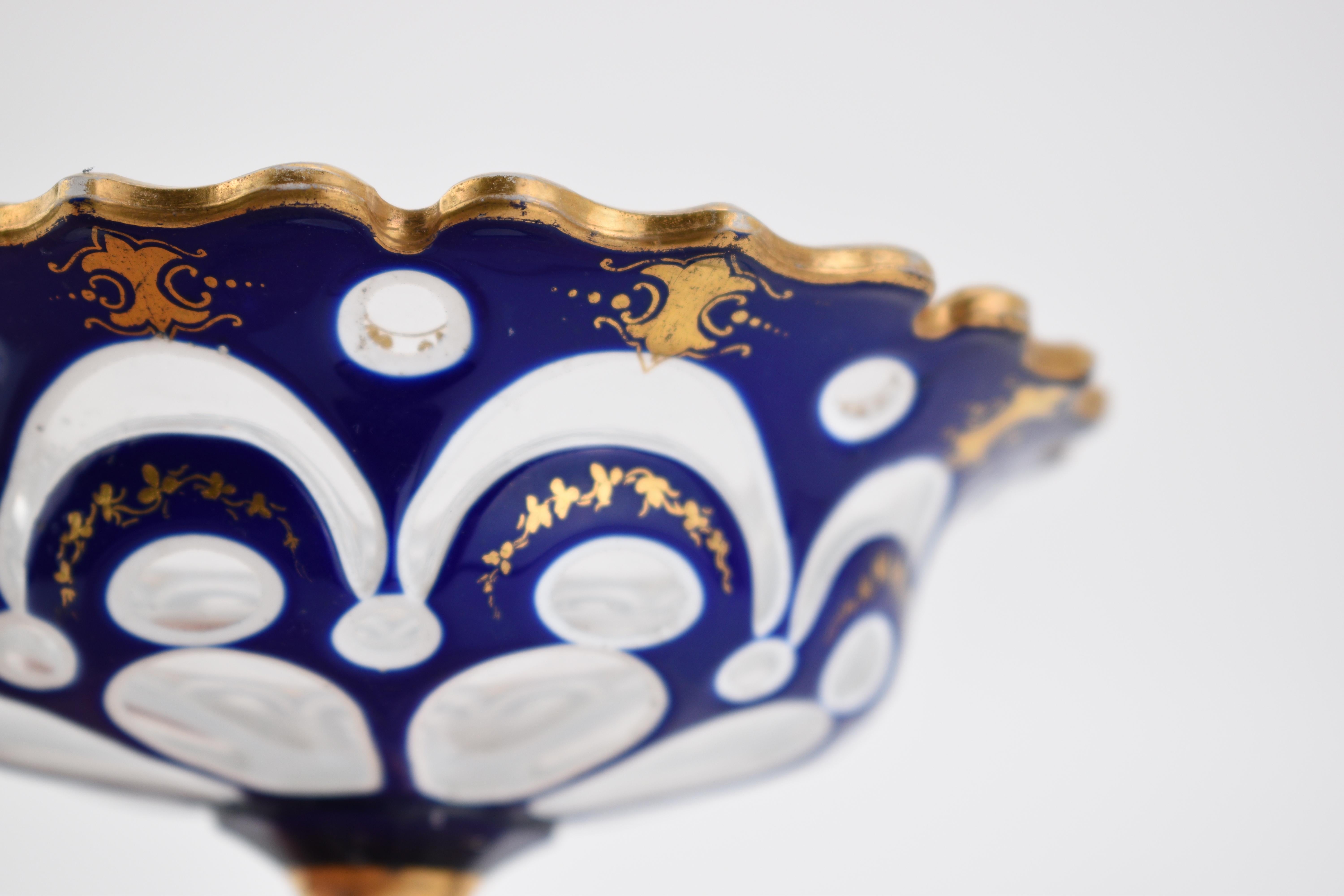 ANTIGUO COPA TAZZA BOHEMIANA DE VIDRIO SOBRESALIENTE, SIGLO XIX siglo XIX en venta