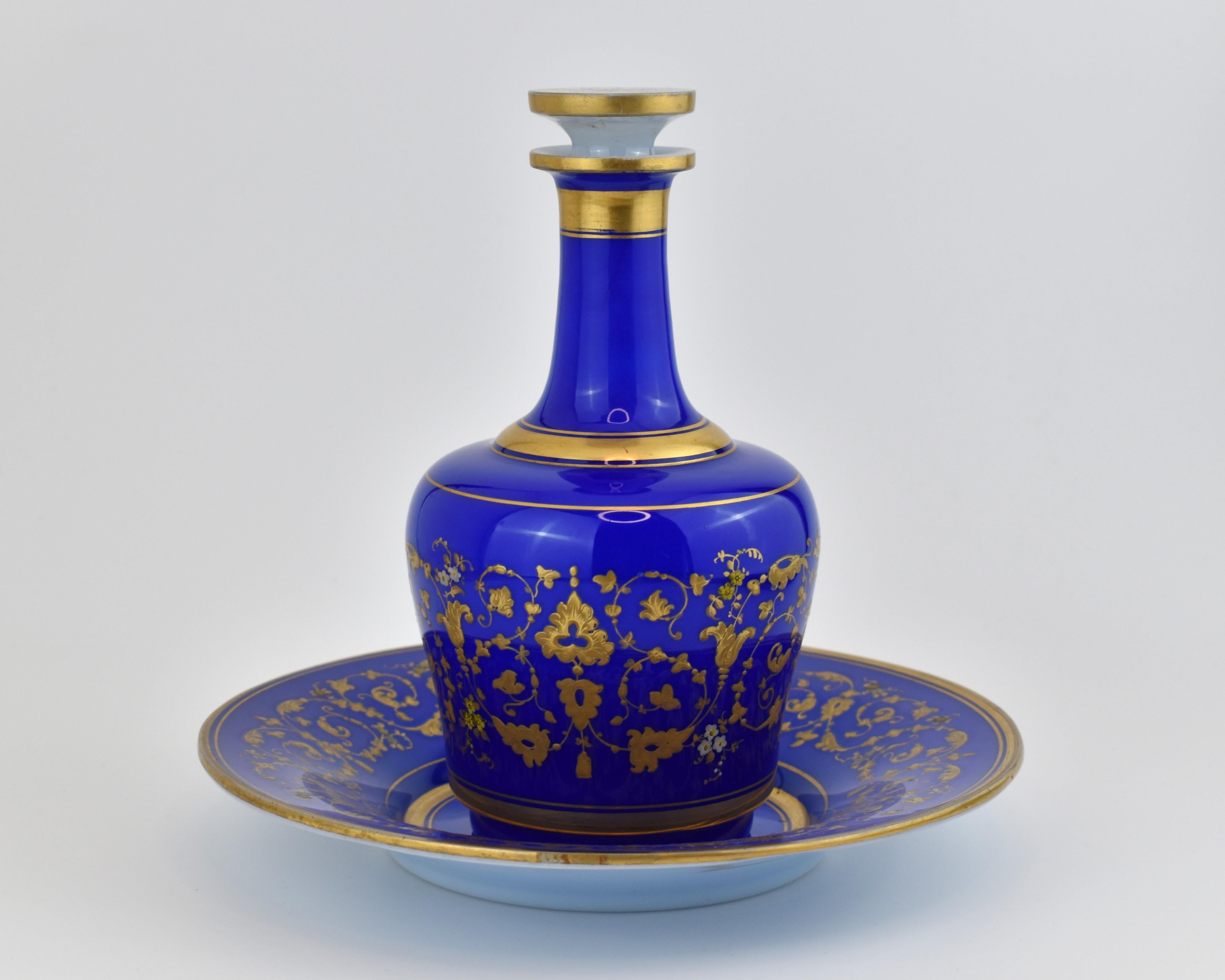 Antico set di bicchieri opalini di Boemia, set per liquori, XIX secolo in vendita 1