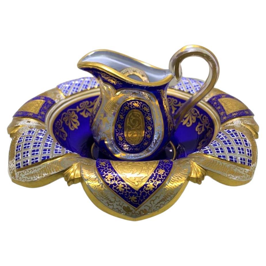 Antikes böhmisches Set aus emailliertem geschliffenem Glas mit Überzug, Qajar, islamisch, 19. Jahrhundert