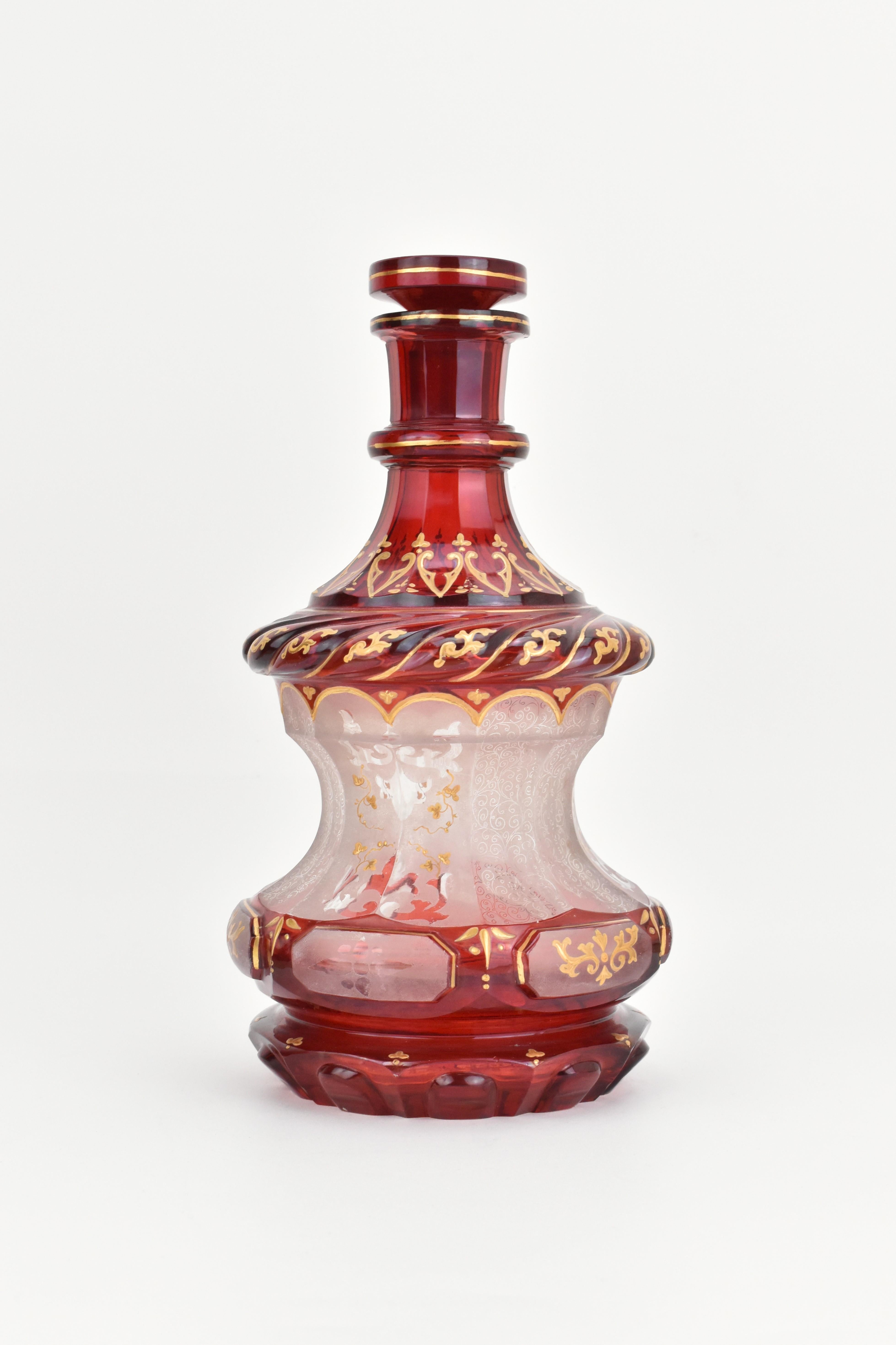 Antiguo Decantador Bohemio de Botella de Vidrio Esmaltado Rojo Rubí, Siglo XIX en Bueno estado para la venta en Rostock, MV
