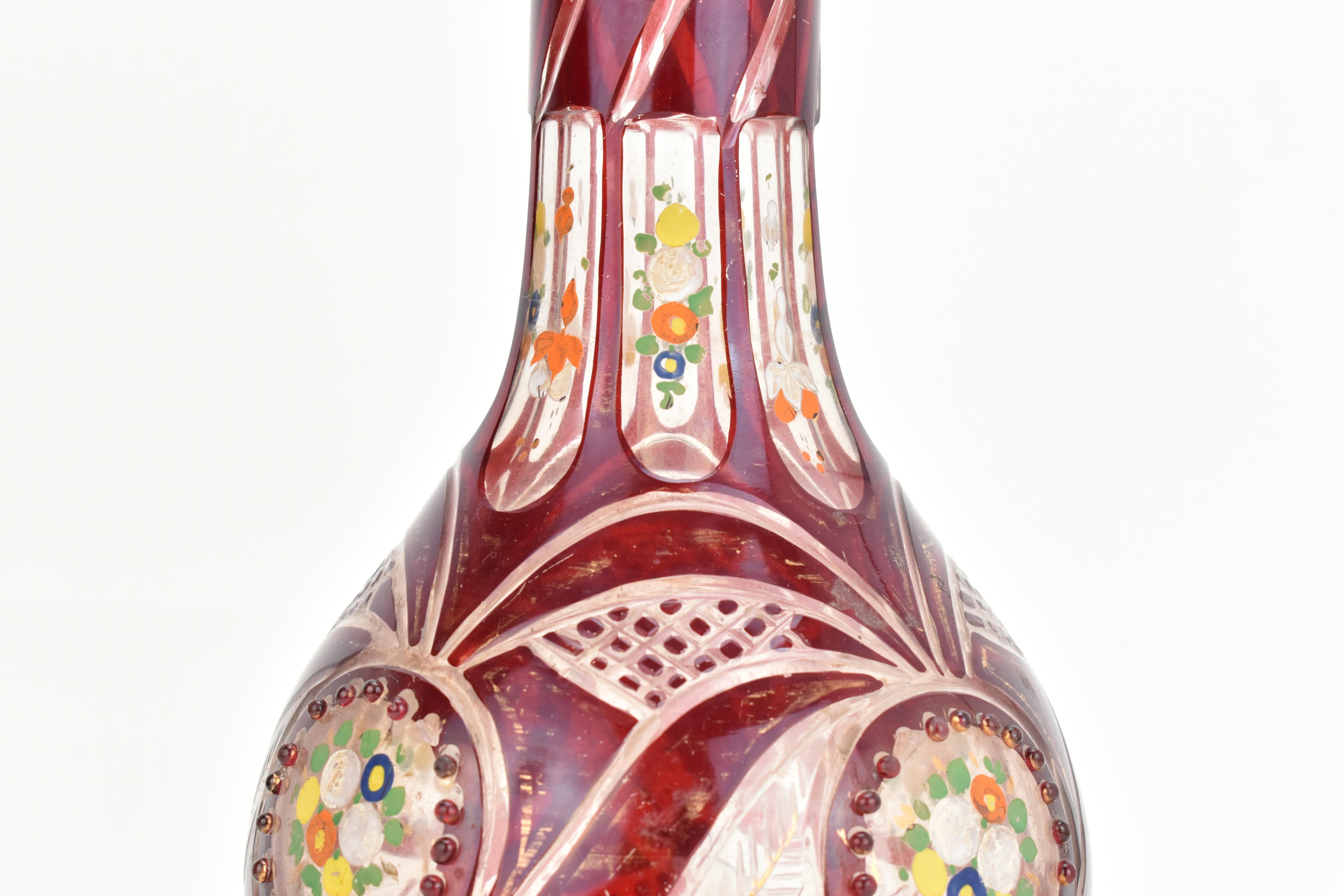 Antigua base de narguile de cristal esmaltado rojo rubí de Bohemia, Siglo XIX siglo XIX en venta