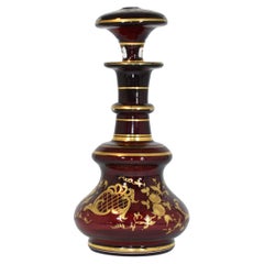 Antike böhmische Rubinrote emaillierte Glas-Parfümflasche, Flacon, 19. Jahrhundert
