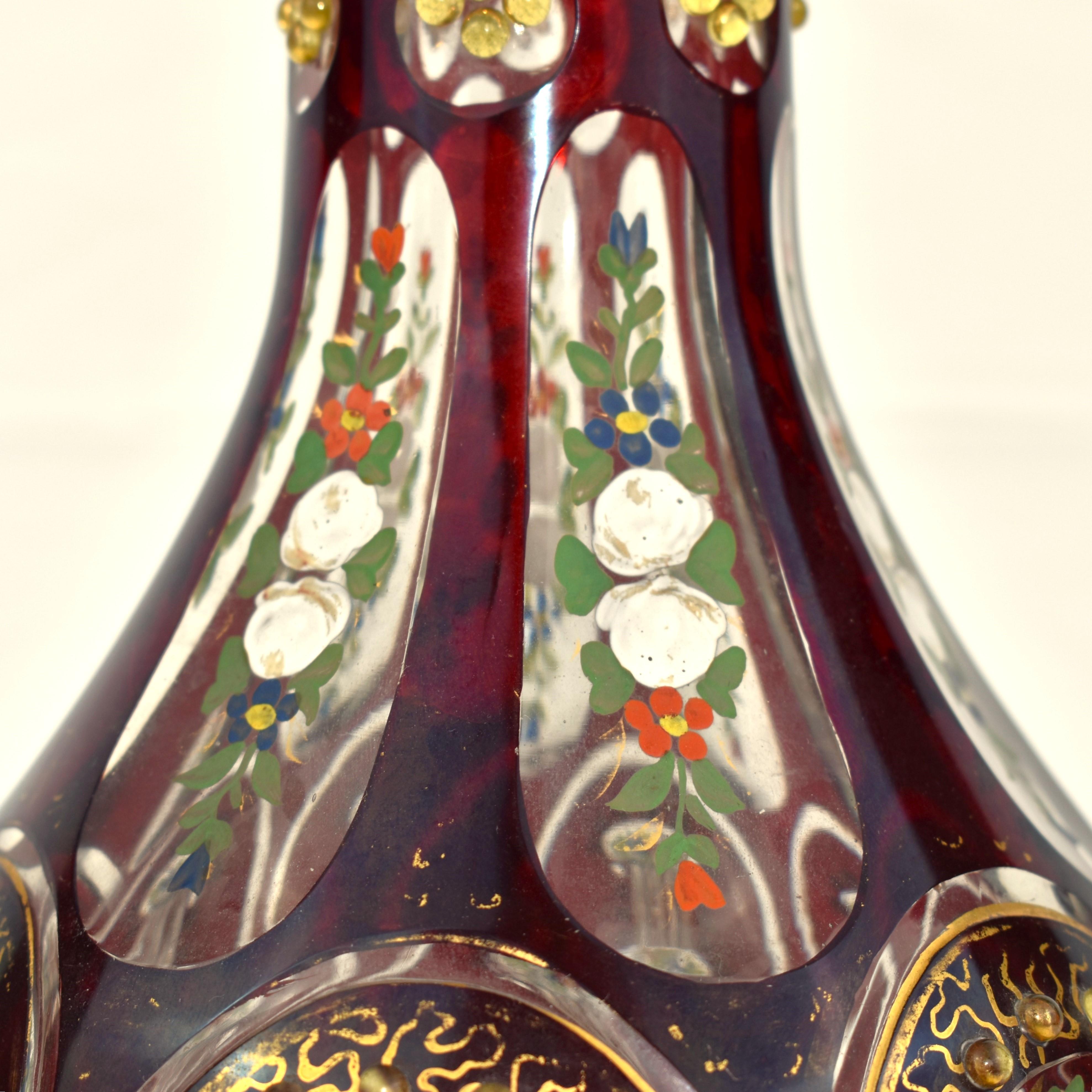 Antike böhmische Rubinrote Overlay-Glas- Hookah-Vase, 19. Jahrhundert (Geschliffenes Glas) im Angebot