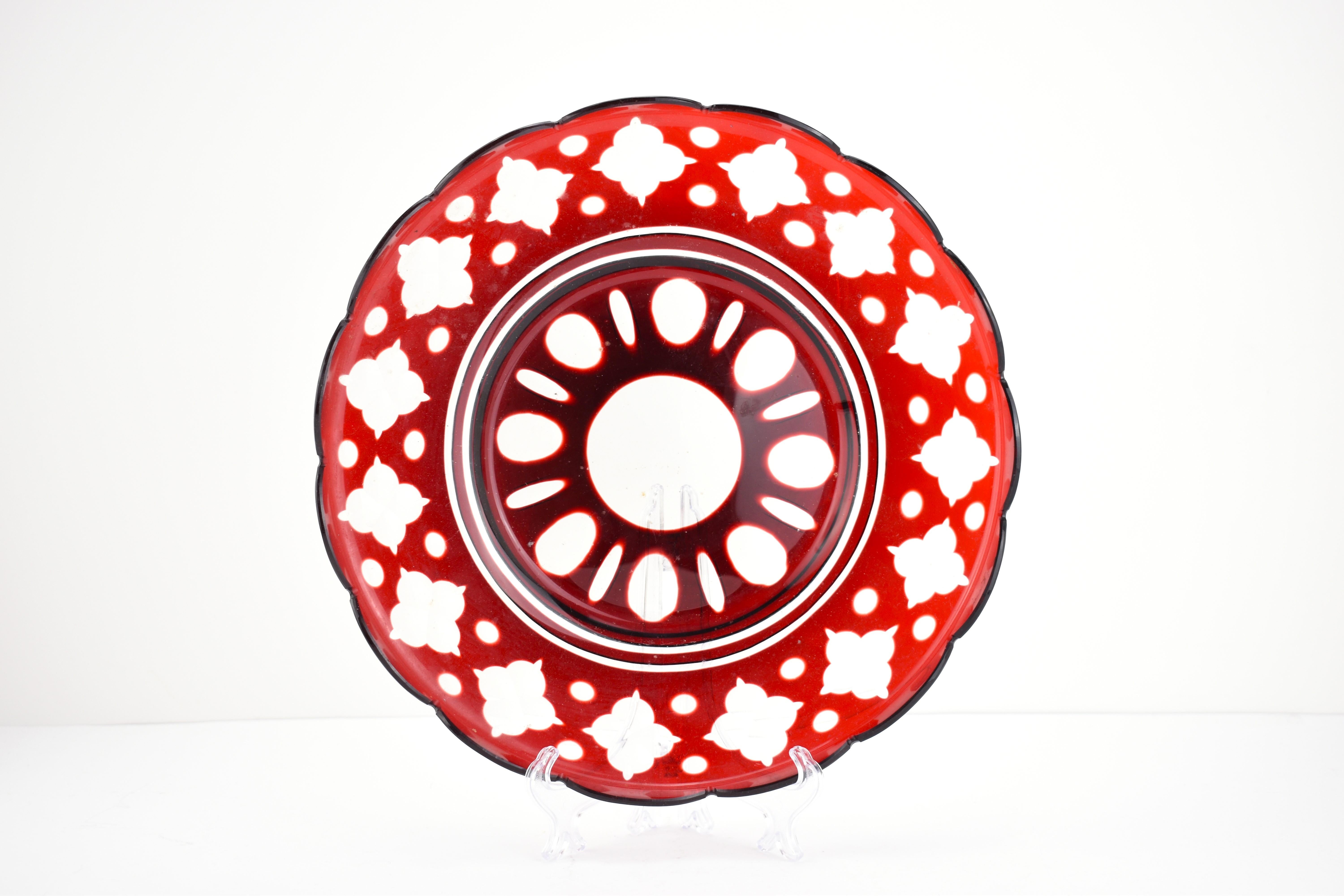 Ensemble de punchs Bonbonniere de Bohème antique en verre recouvert de rouge rubis, 19ème siècle en vente 4