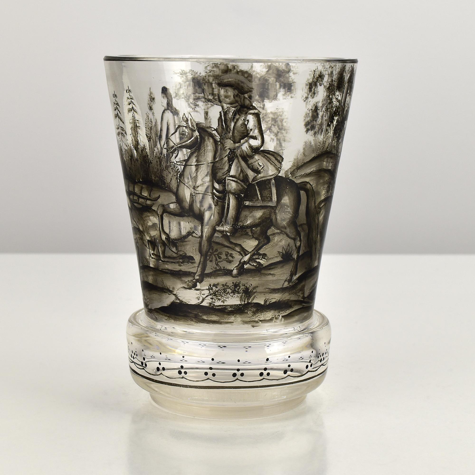 Tchèque Gobelet bohémien ancien en verre Schwarzlot, Josef Lenhardt, vers 1900, scène de chasse en vente