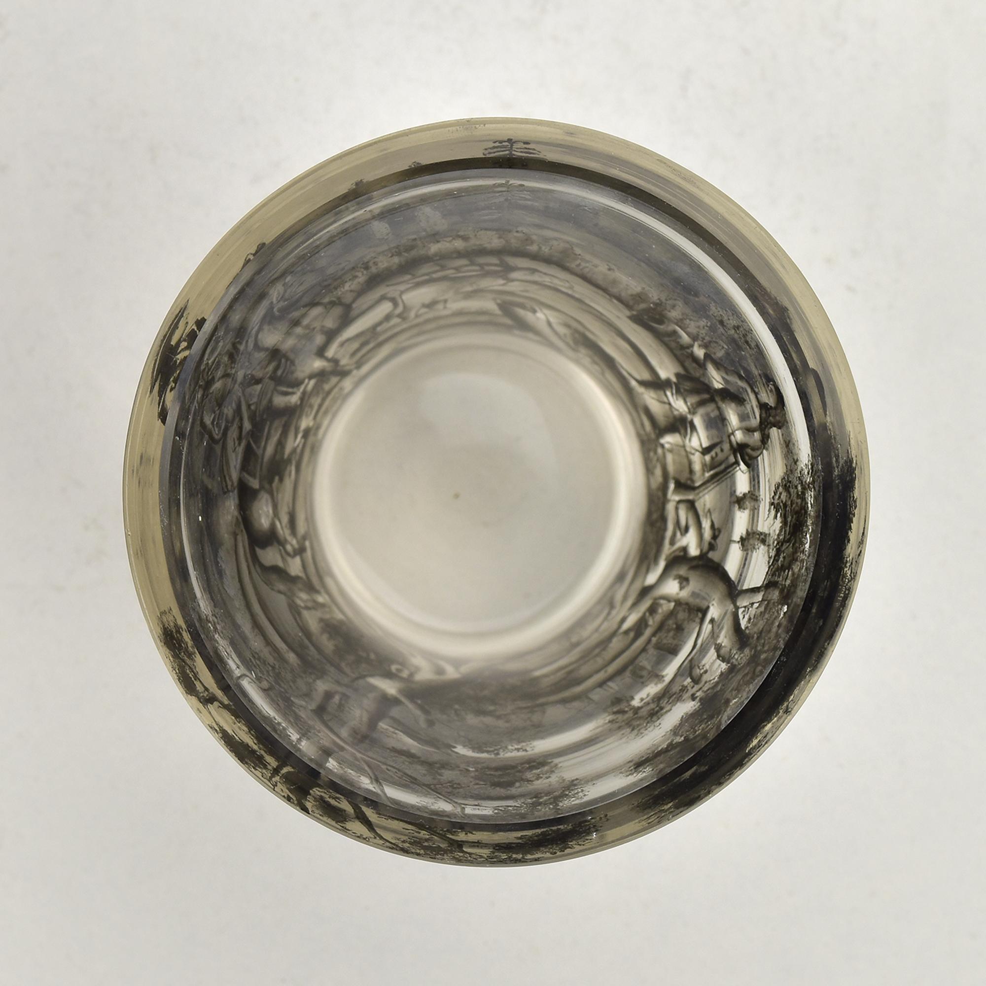 Gobelet bohémien ancien en verre Schwarzlot, Josef Lenhardt, vers 1900, scène de chasse Bon état - En vente à Bad Säckingen, DE