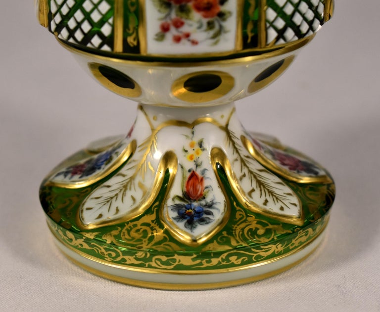 Lot De 7 Verres à Vin Bohemian En émail Peint à La Main Vert Et Doré - Circa 1960 - Occasion Vintage