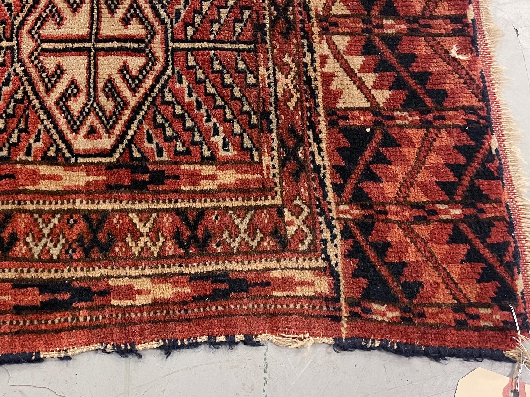 Antique Bokhara Rug In Fair Condition For Sale In New York, NY