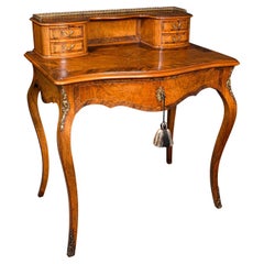 Antiquité Bonheur Du Jour, Français, Noyer, Bureau de dame, Victorien, C.1900