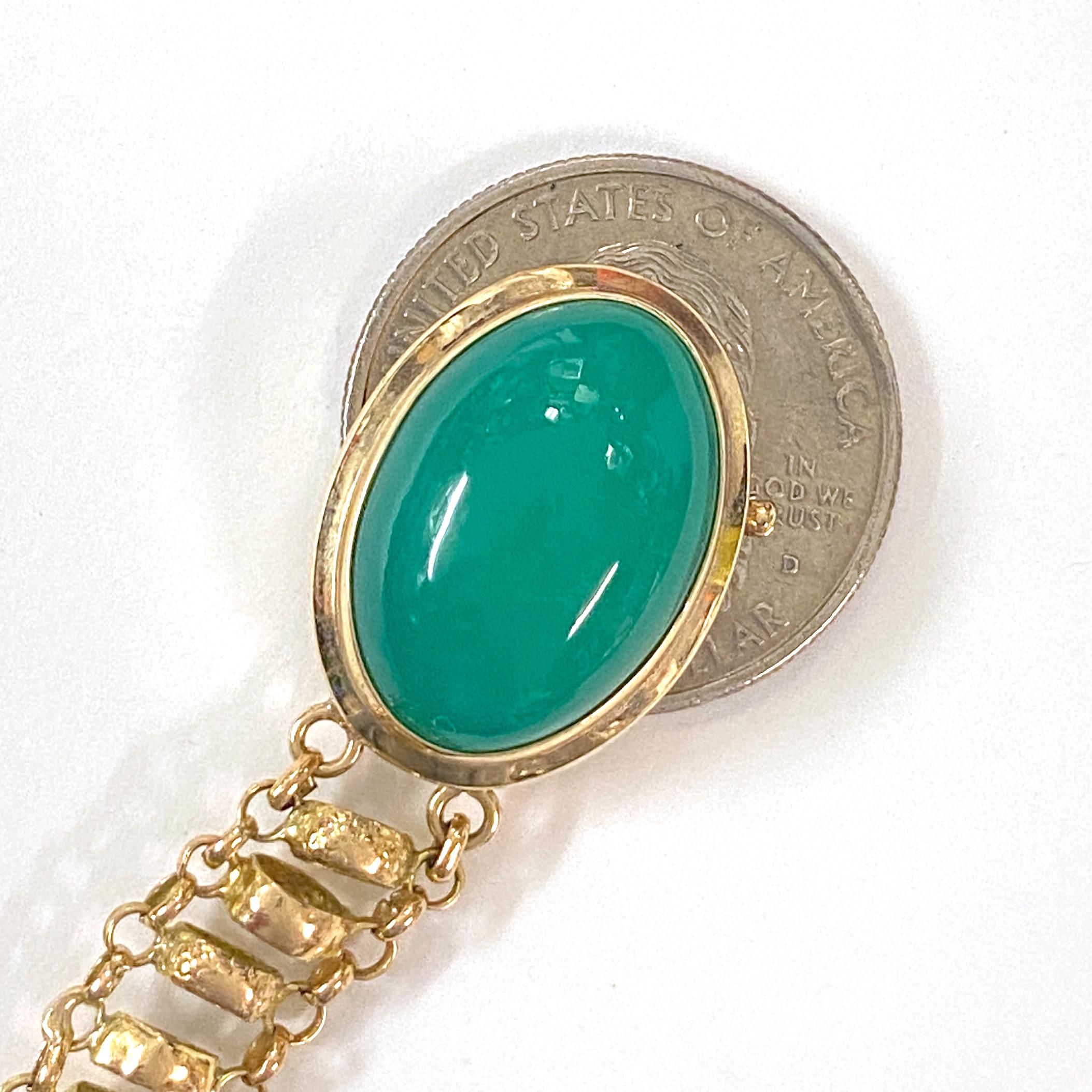 Contemporary Antique Book Chain Bracelet in 18 Karat Yellow Gold with Chrysoprase Box Clasp For Sale