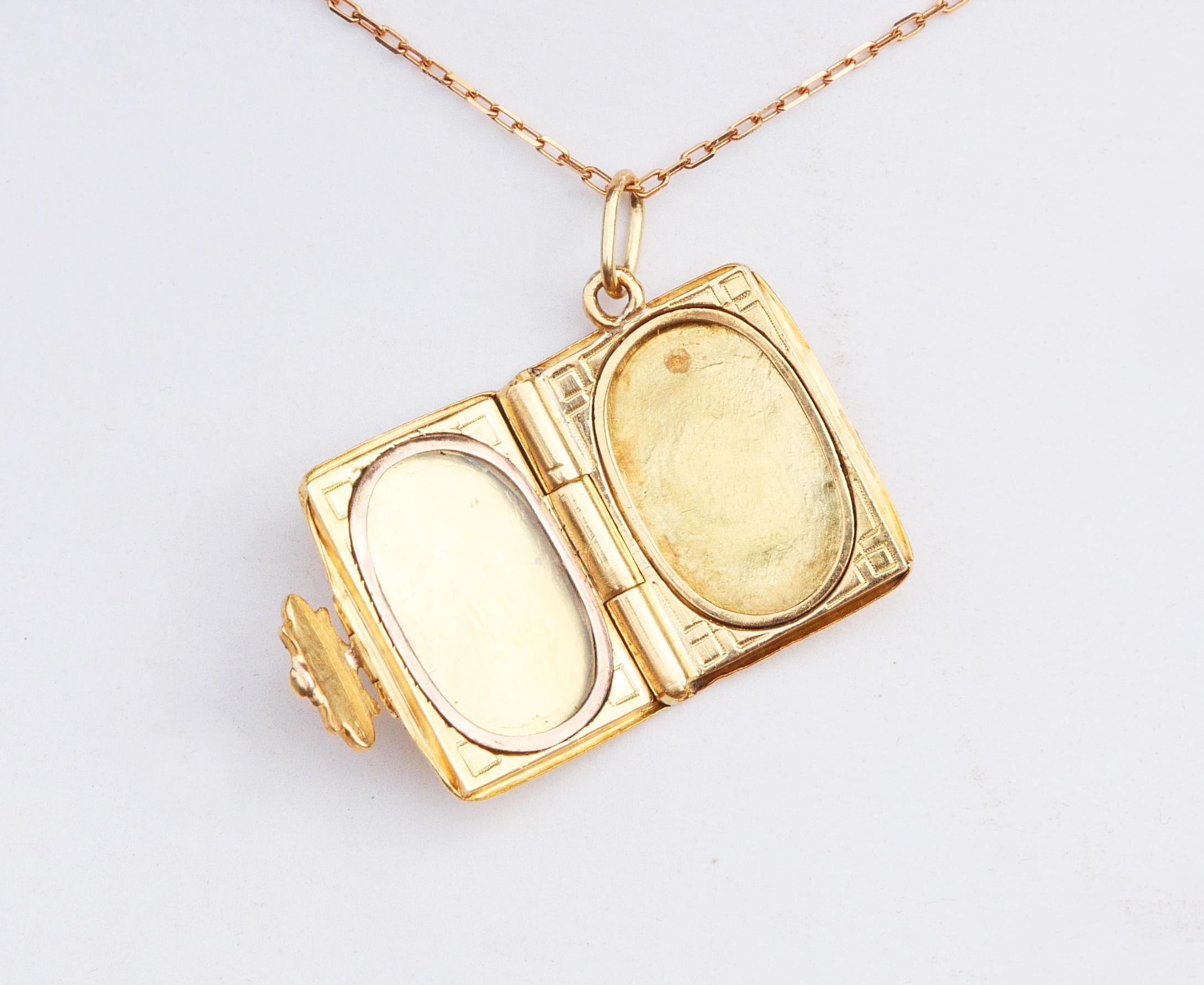 da uomo o donna Ciondolo a forma di libro antico in oro massiccio 18 carati  / 5,9 gr in vendita