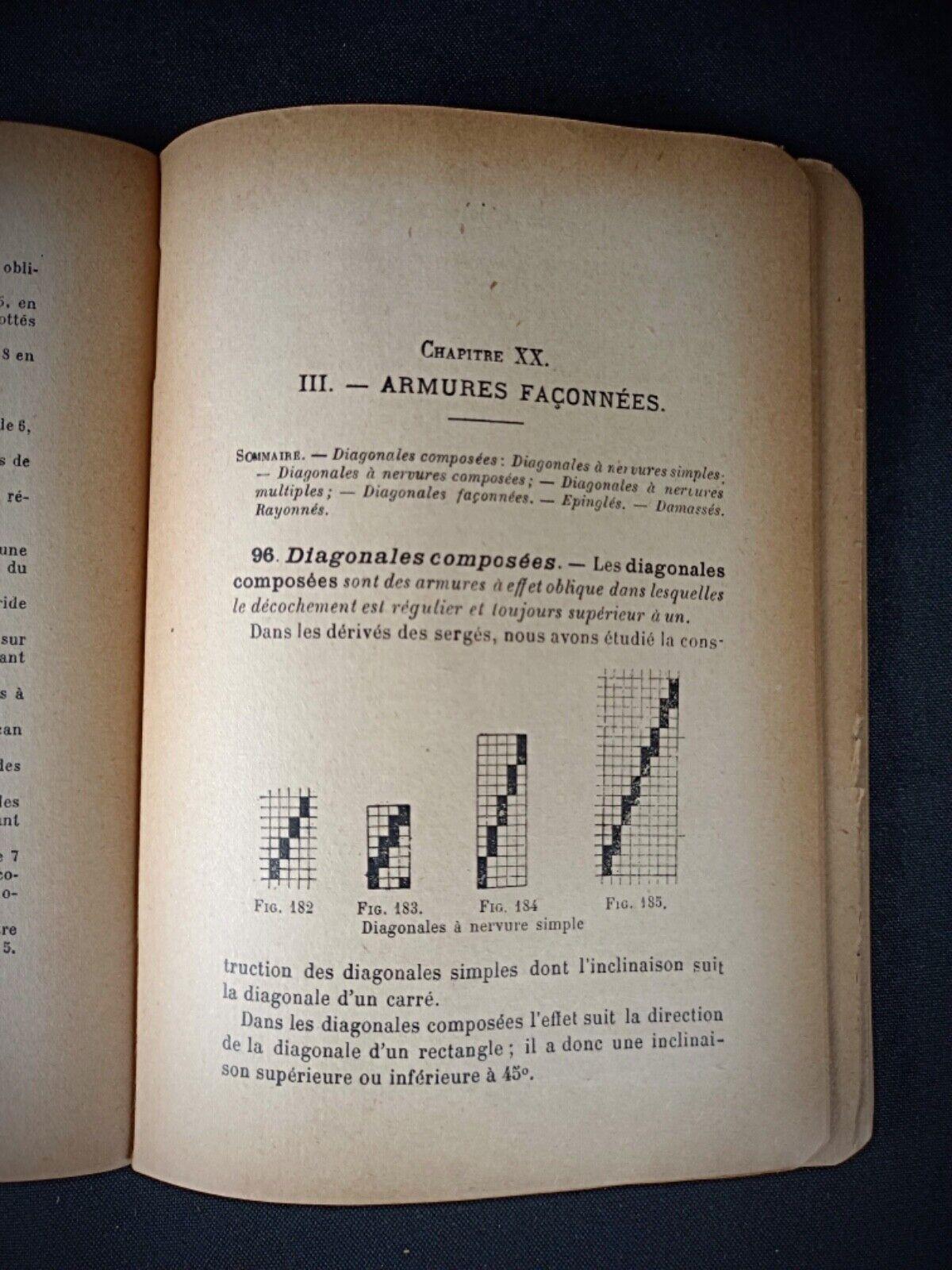 French Antique Book on Wool Fabrication - 1926 Edition by C. Thomas & P. Araud, 2Y122 For Sale