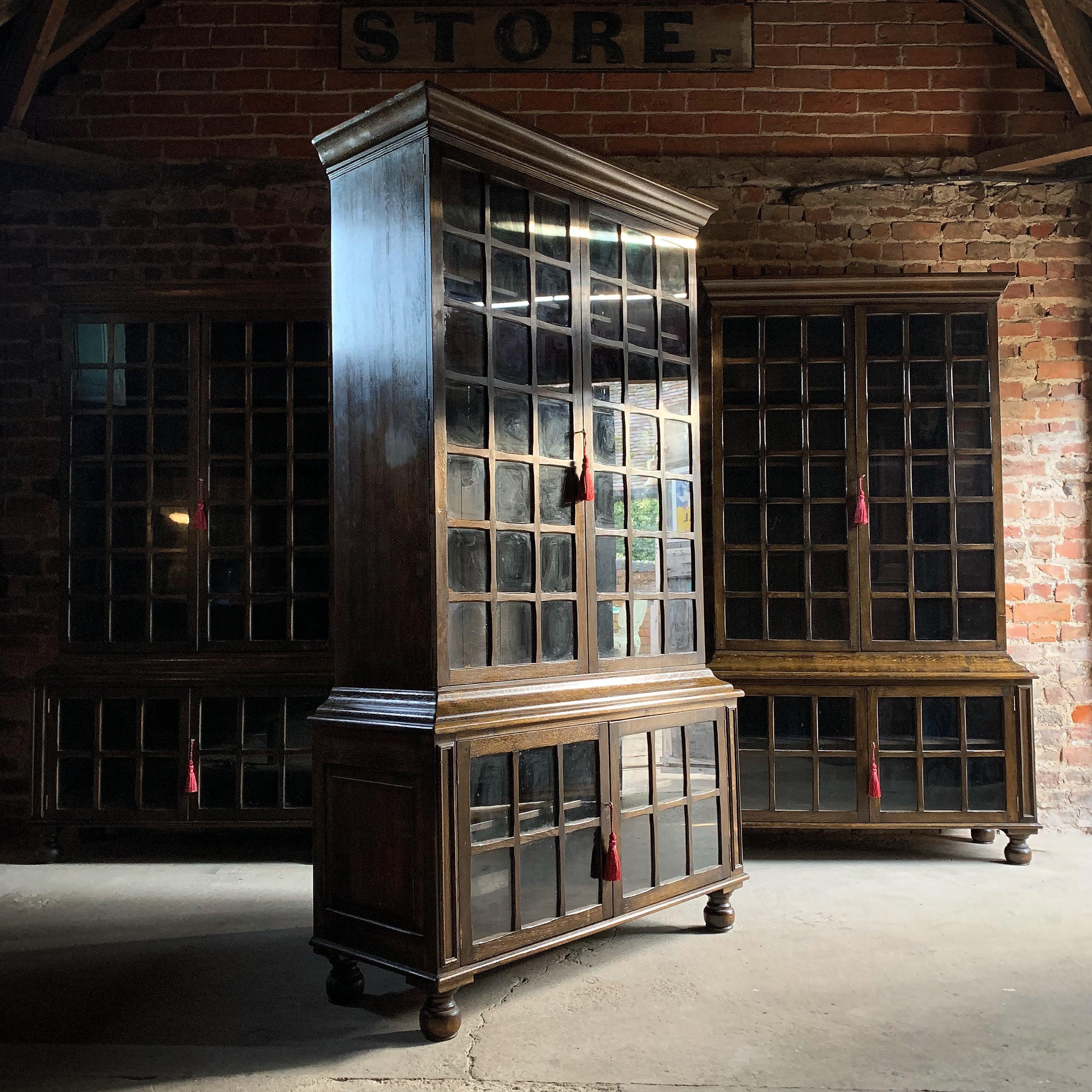 Antique Bookcases Set of Four Pepys Style Solid Oak Arts & Crafts, circa 1920 5