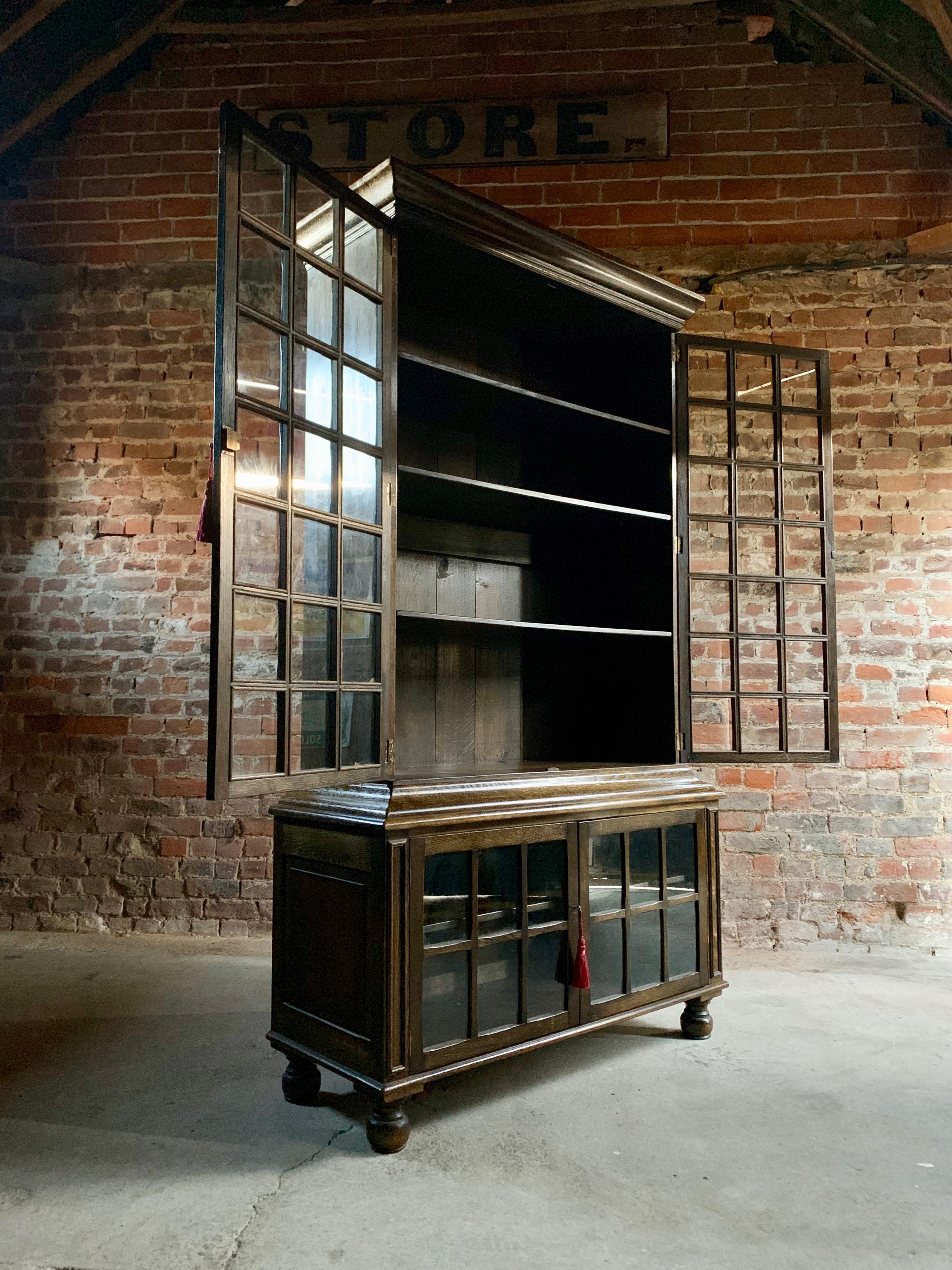 Antique Bookcases Set of Four Pepys Style Solid Oak Arts & Crafts, circa 1920 In Good Condition In Longdon, Tewkesbury