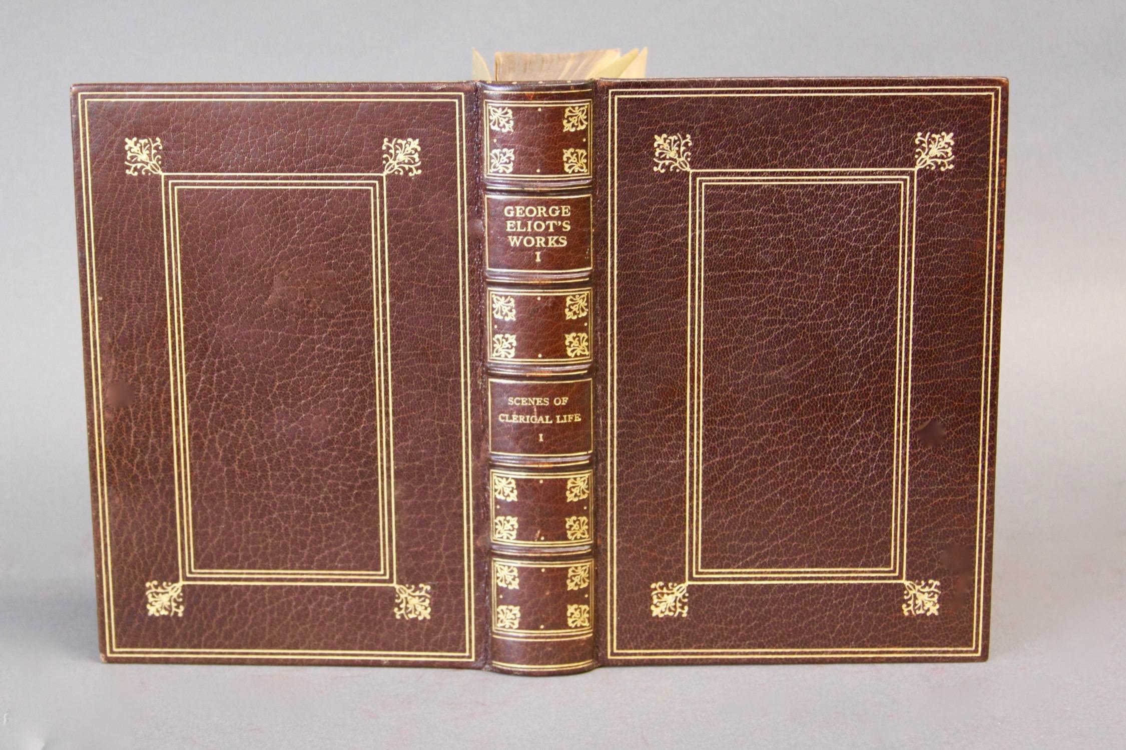 Antique books. 25 volumes. The writings of George Eliot, together with the Life of J.W. Cross, large paper edition. published Boston, Houghton Mifflin 1908. Original full brown Morocco by the Riverside Bindery, title to spine gilt in compartments,