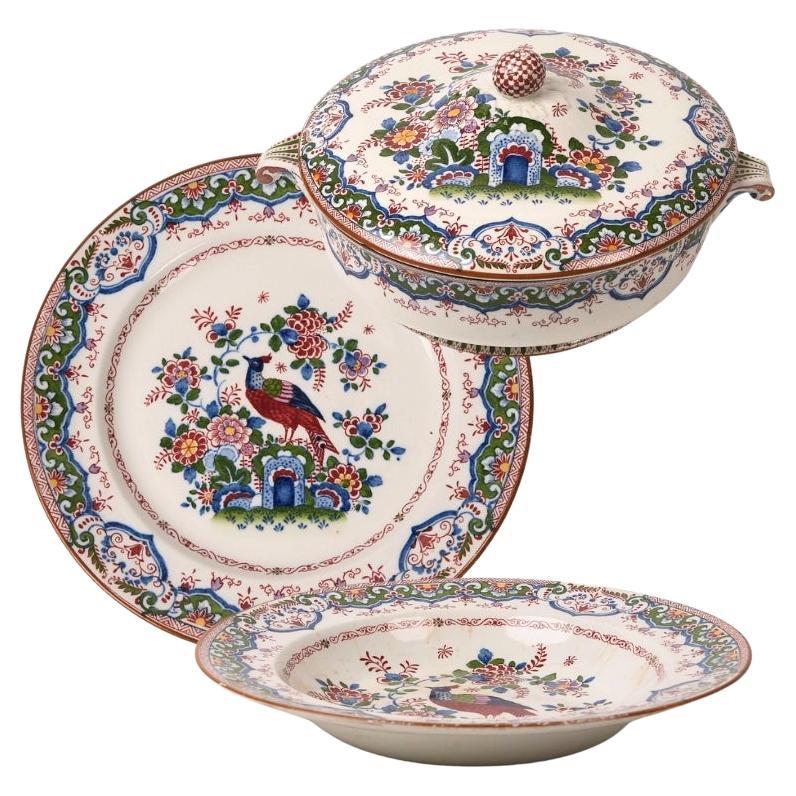 Antique Booths 'Old Dutch Peacock' China 26-Piece Dinner Service
