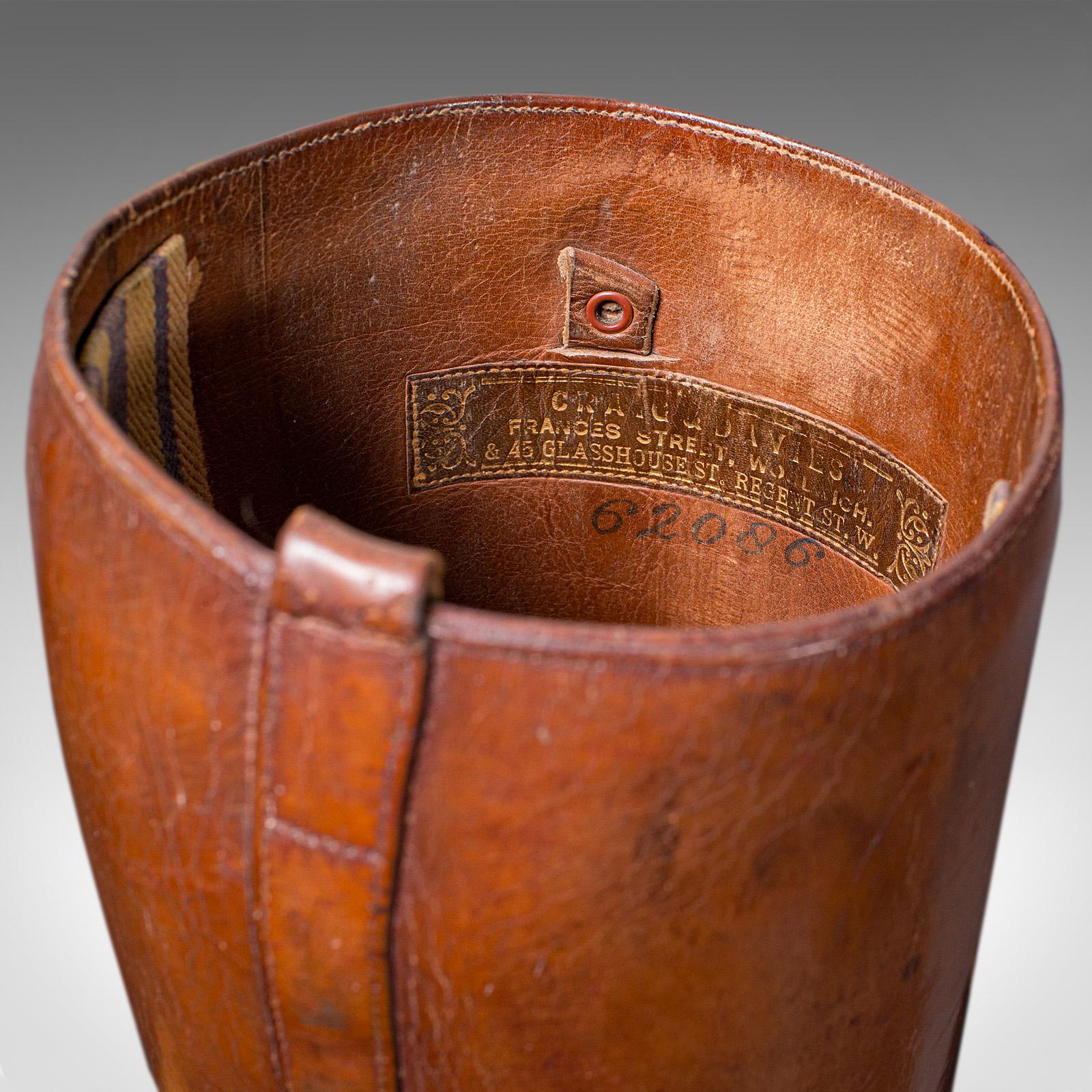 Espositore antico per calzolaio, inglese, in pelle, set di stringi-stivali, edoardiano in vendita 3