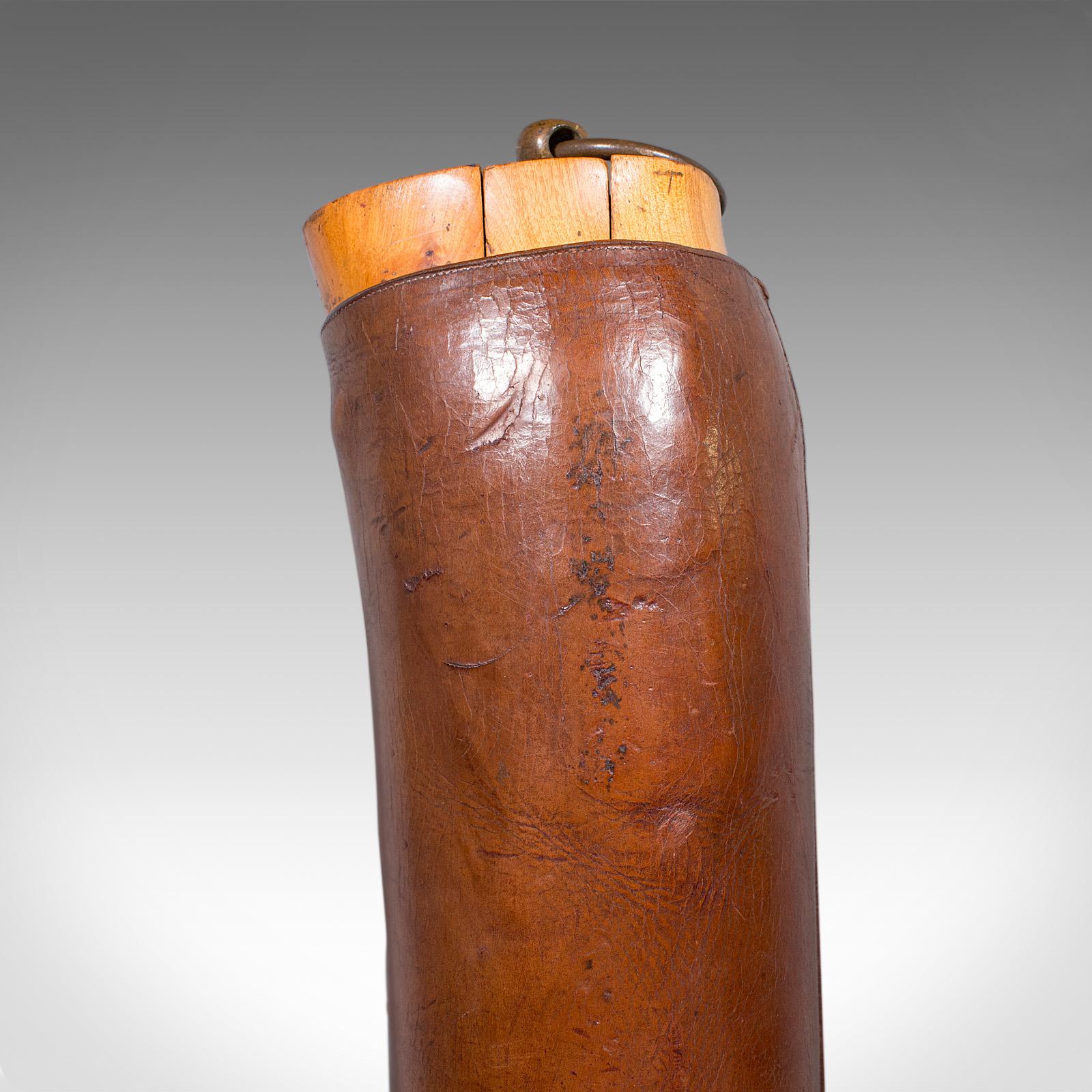 Espositore antico per calzolaio, inglese, in pelle, set di stringi-stivali, edoardiano in vendita 5