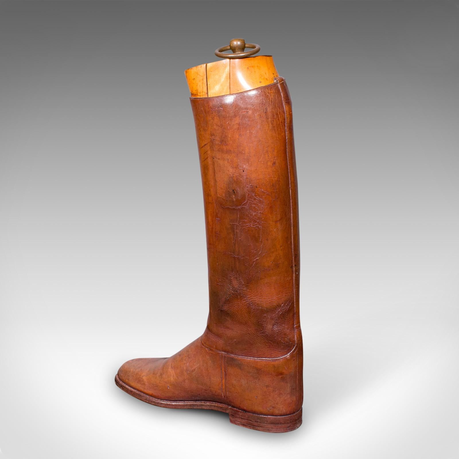 Britannico Espositore antico per calzolaio, inglese, in pelle, set di stringi-stivali, edoardiano in vendita