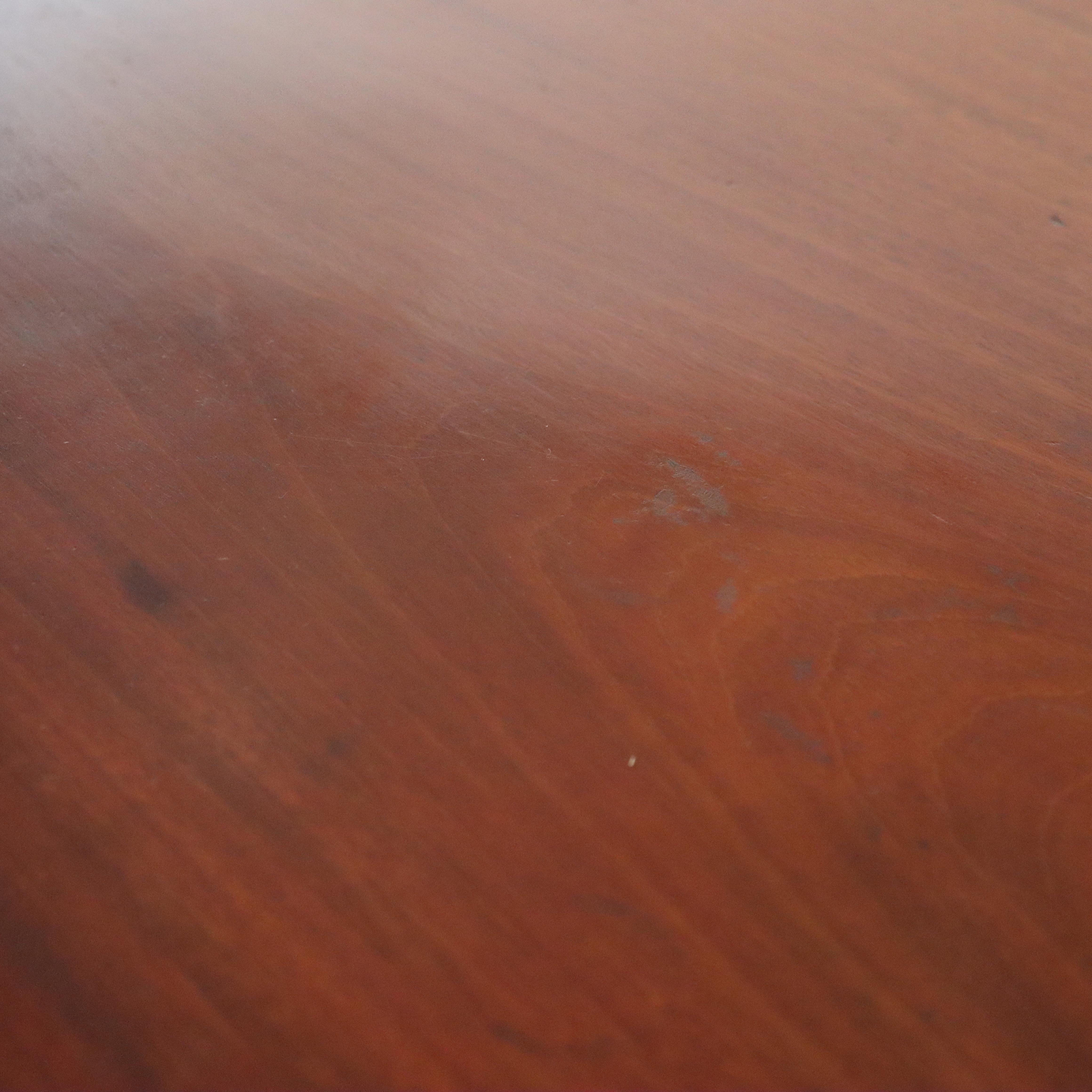 Antico cassettone Boston Chippendale in mogano a 4 cassetti con fronte ad arco del 1800 ca. in vendita 9