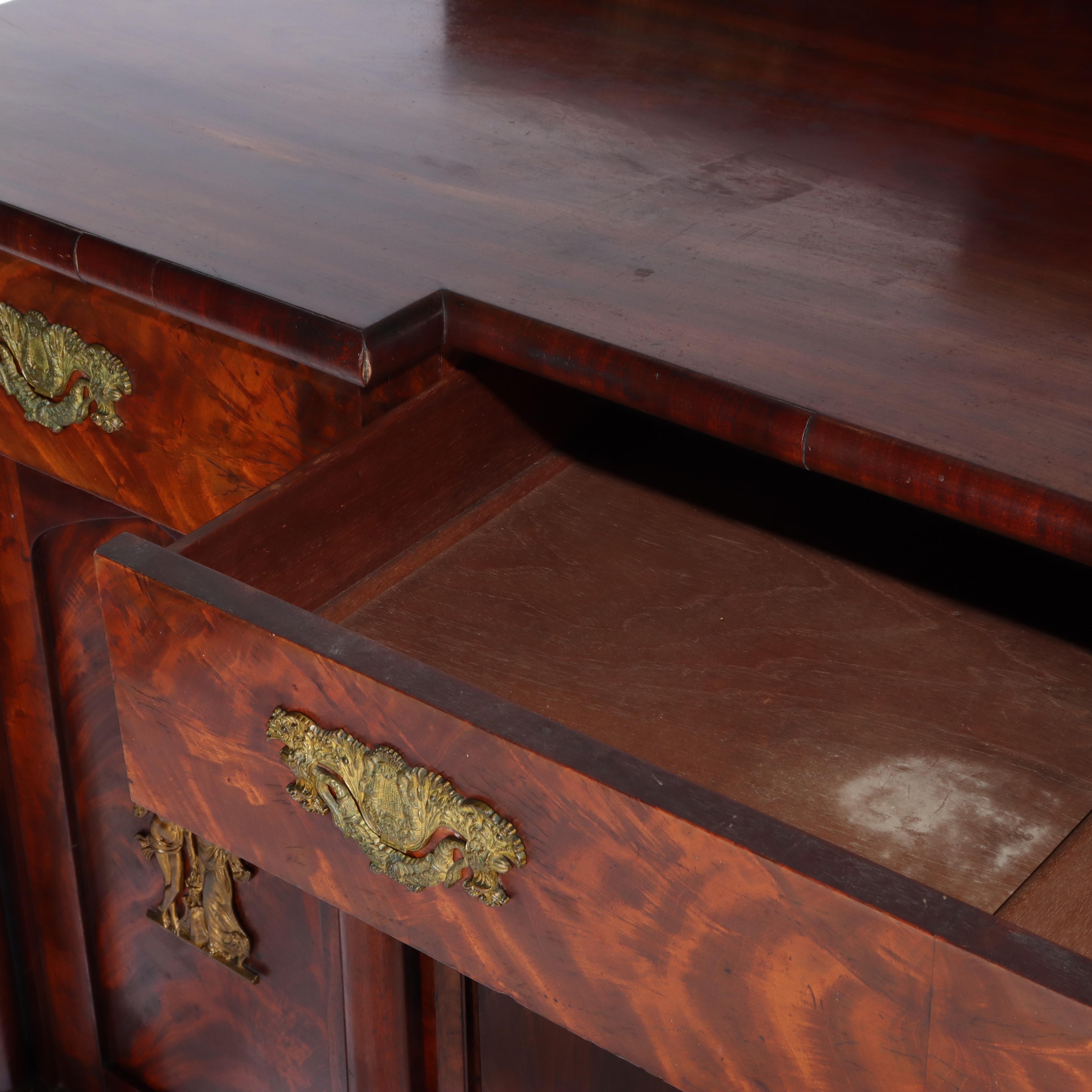 Antica credenza a doppio piedistallo in mogano di epoca napoleonica c1820 in vendita 13