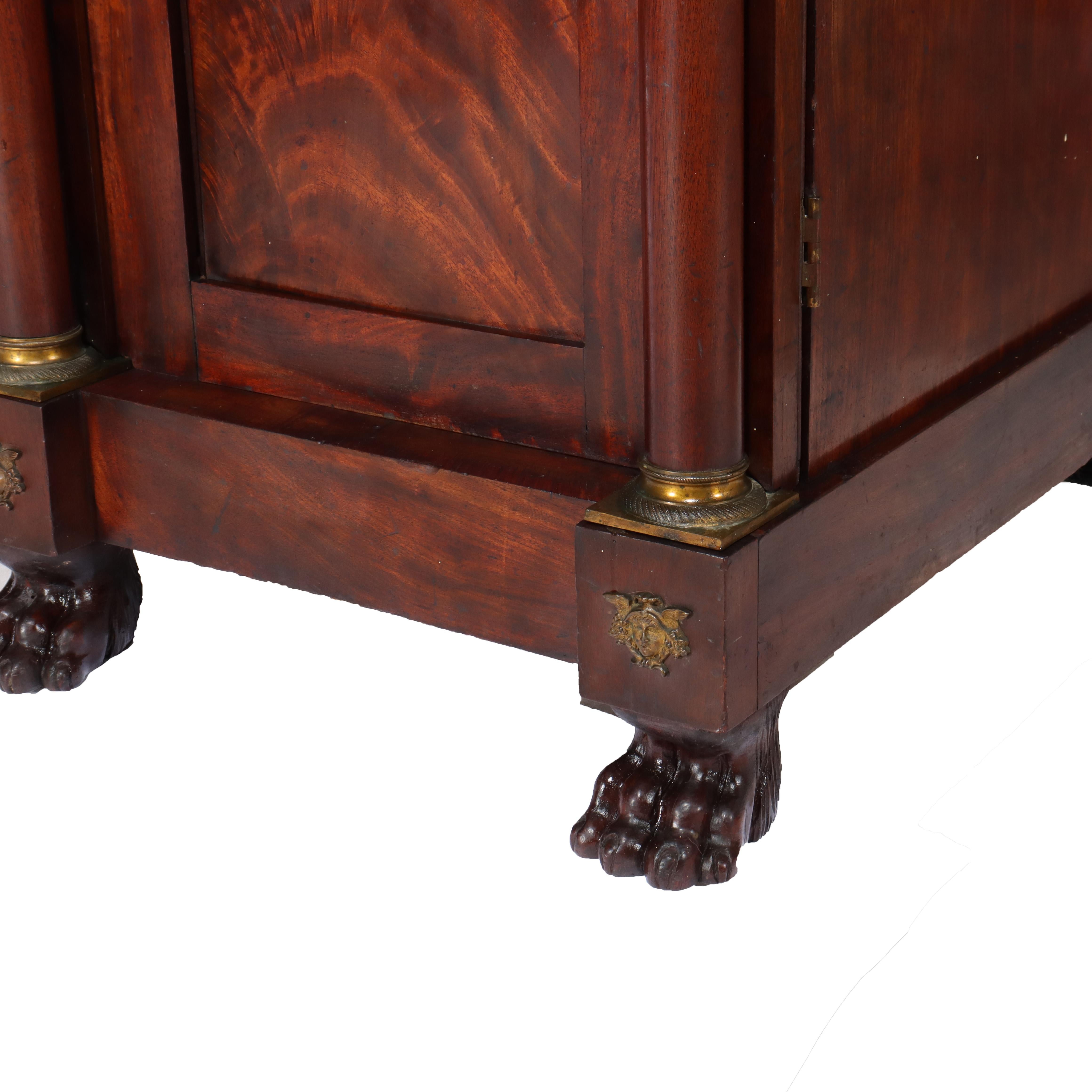 Antica credenza a doppio piedistallo in mogano di epoca napoleonica c1820 In condizioni buone in vendita a Big Flats, NY