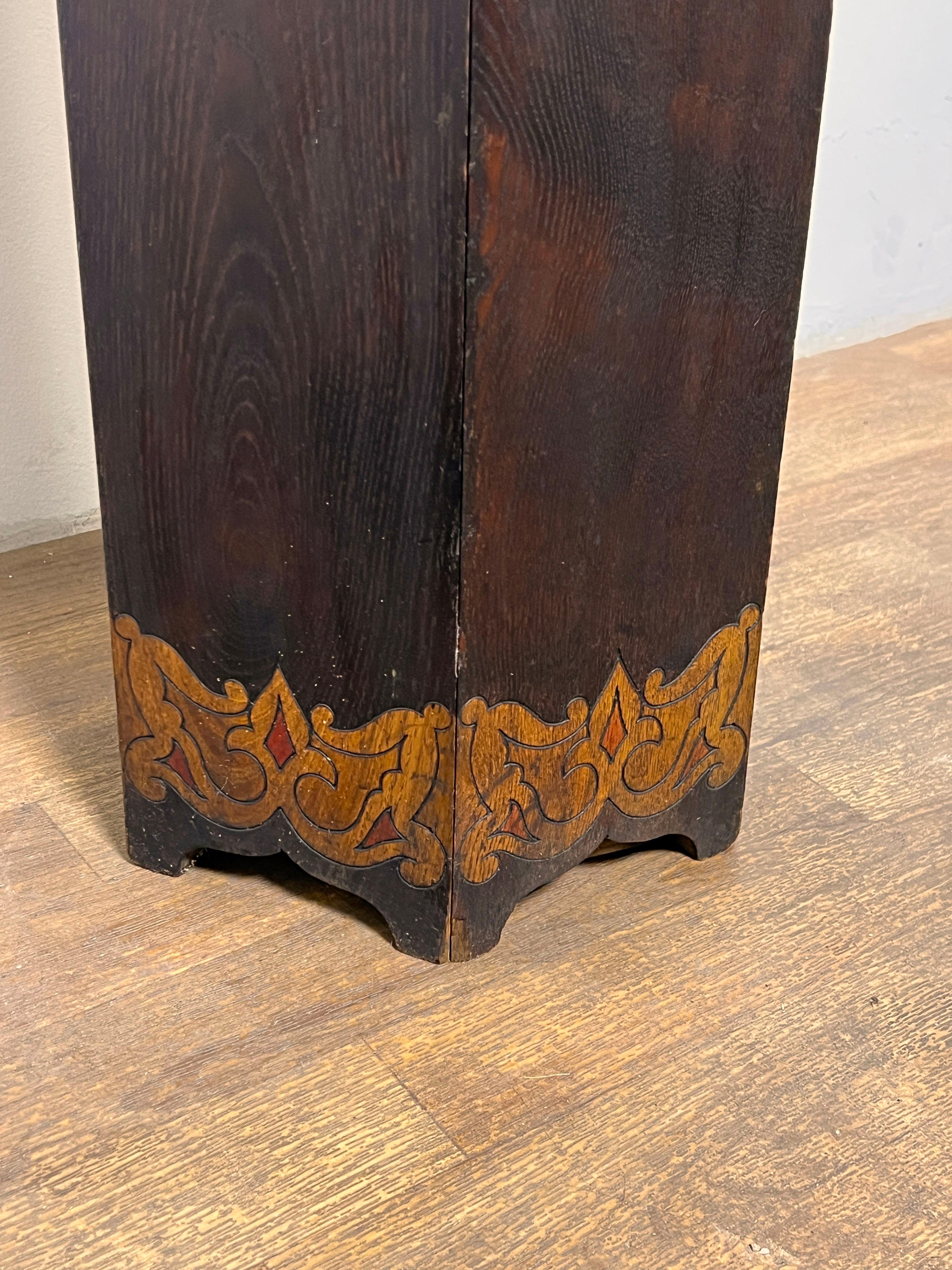 20th Century Antique Boston School Arts & Crafts Pyrographic Oak Umbrella Stand For Sale