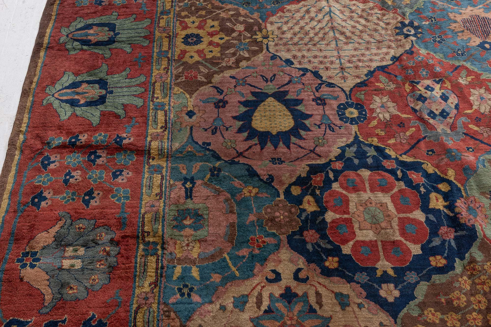 Antiker botanischer indischer Teppich 'Größe verstellbar'  im Zustand „Gut“ im Angebot in New York, NY