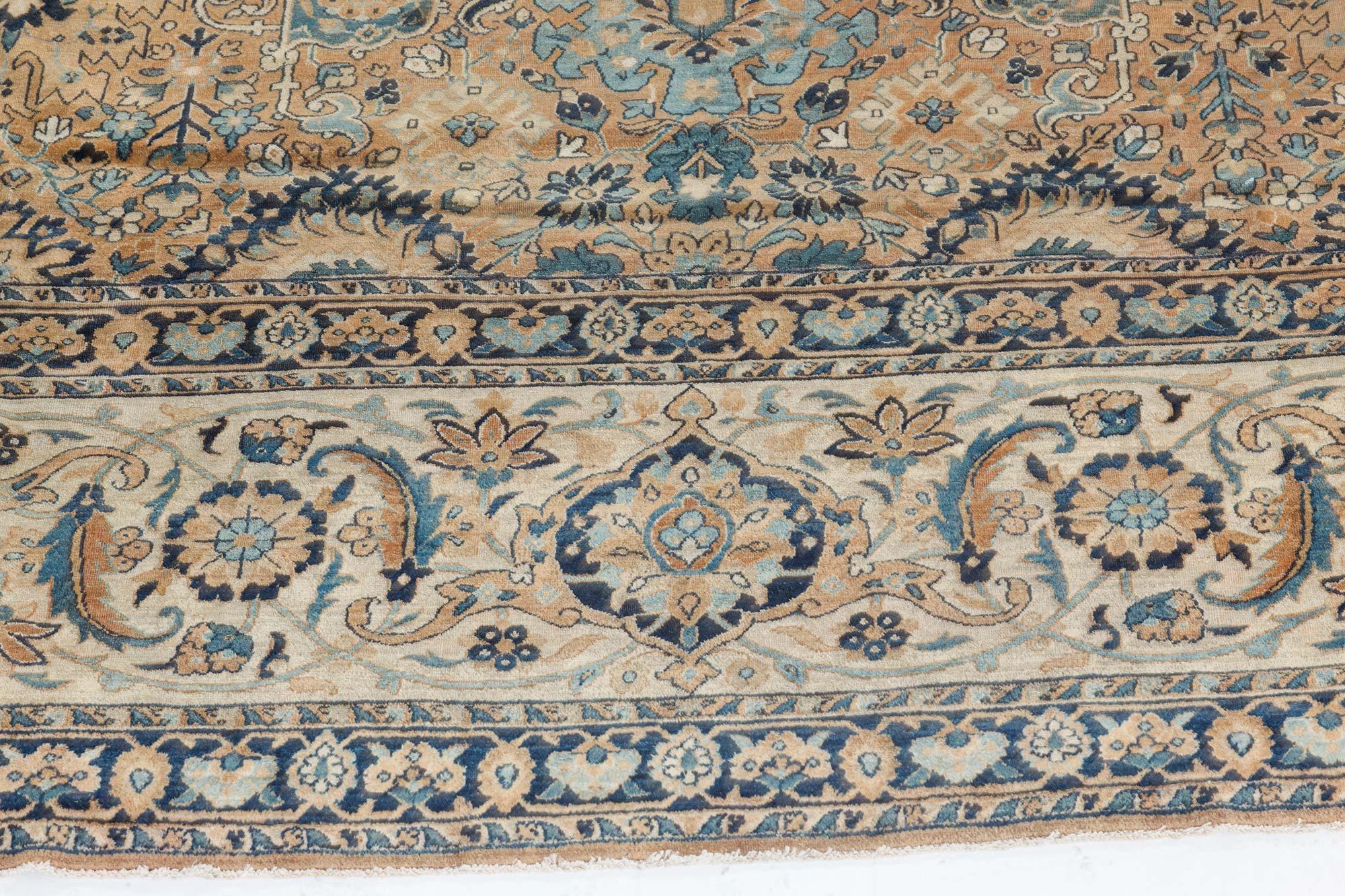 Antique Botanic Persian Kirman Handmade Wool Rug For Sale 3