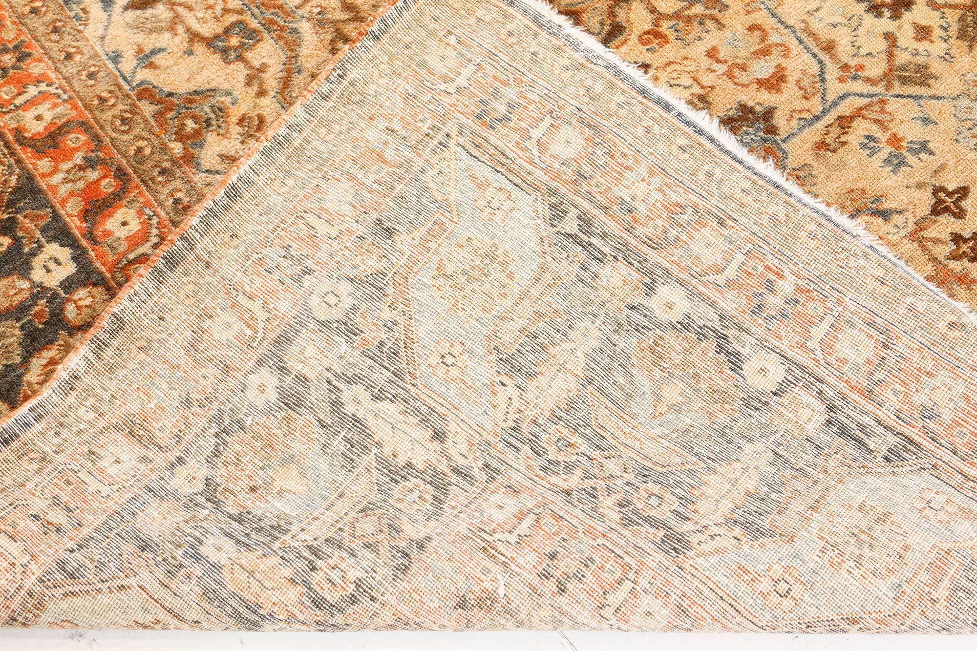 Laine Tapis persan ancien Tabriz Botanic fait à la main Doris Leslie Blau en vente