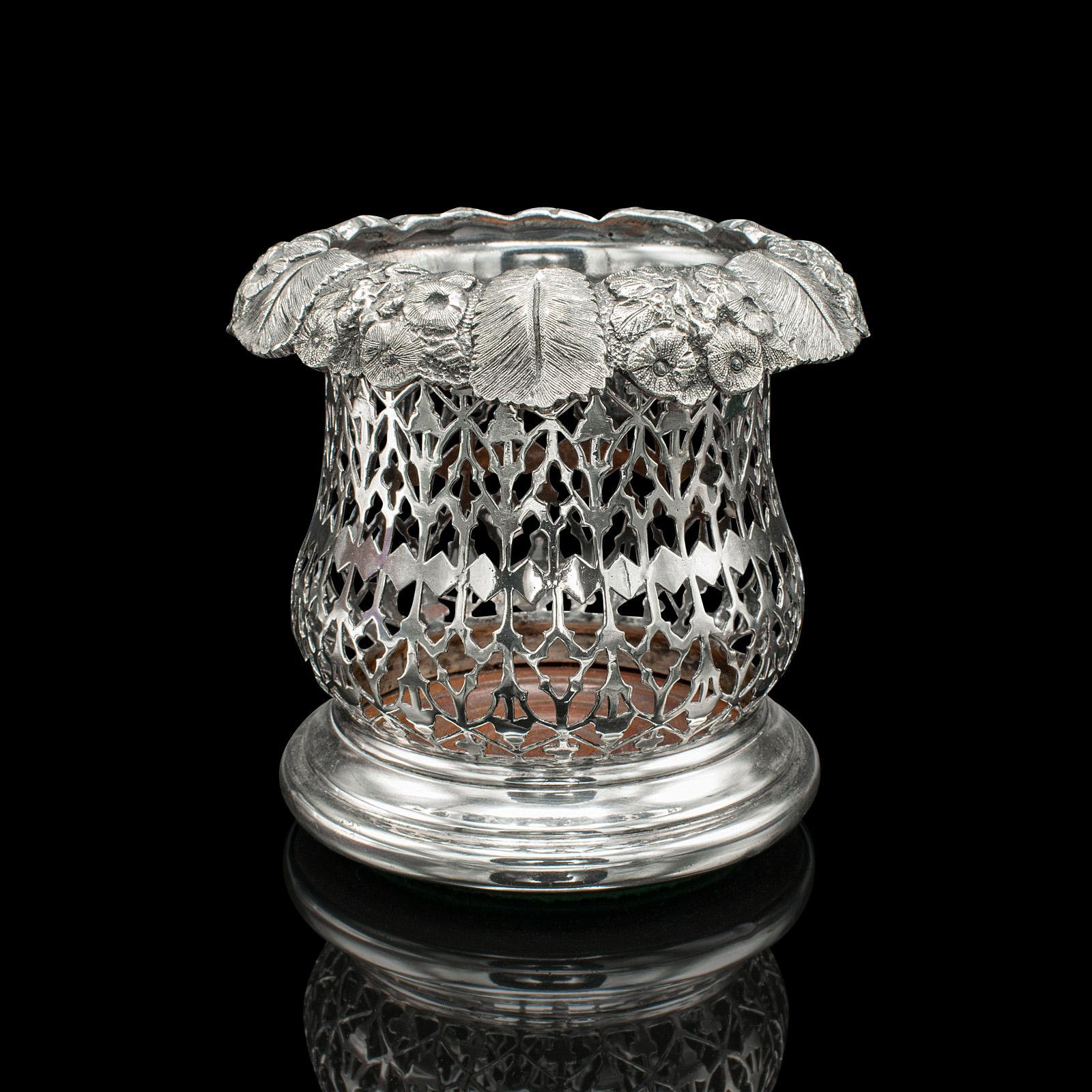 Posavasos Antiguo, Inglés, Plateado, Decorativo, Victoriano en Bueno estado para la venta en Hele, Devon, GB