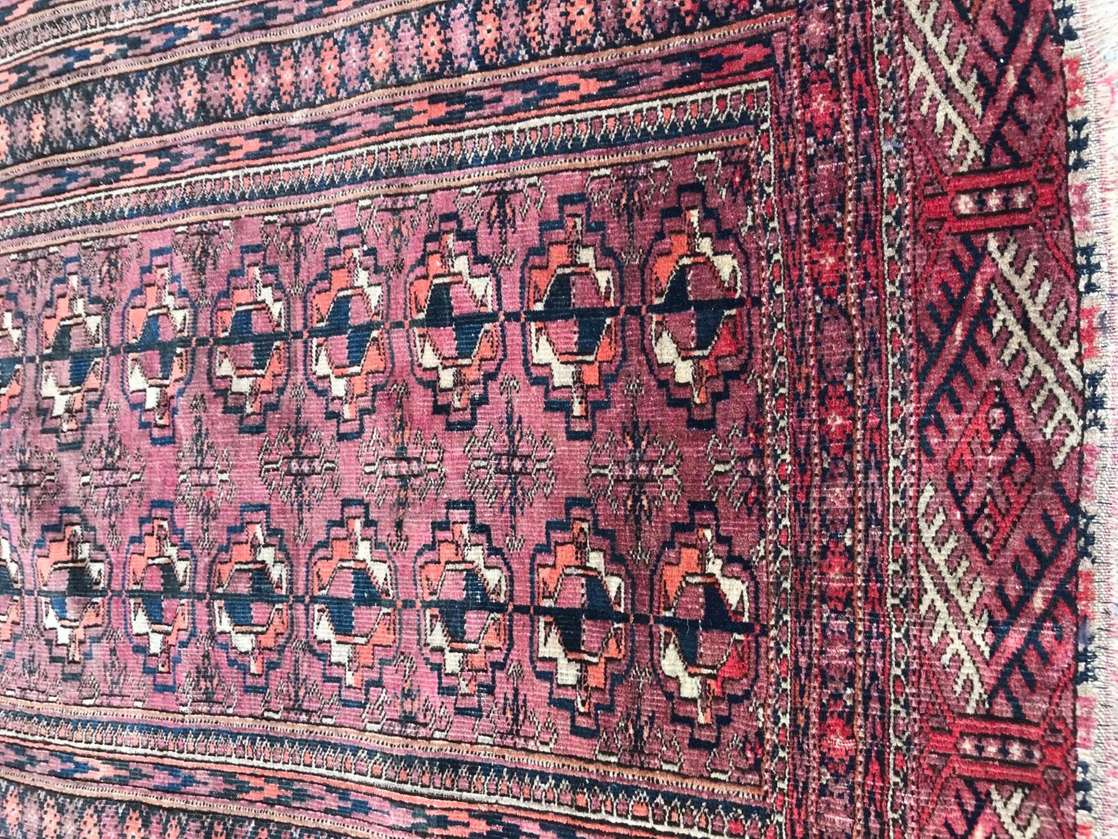 Antique Boukhara Afghan Rug In Fair Condition For Sale In Saint Ouen, FR