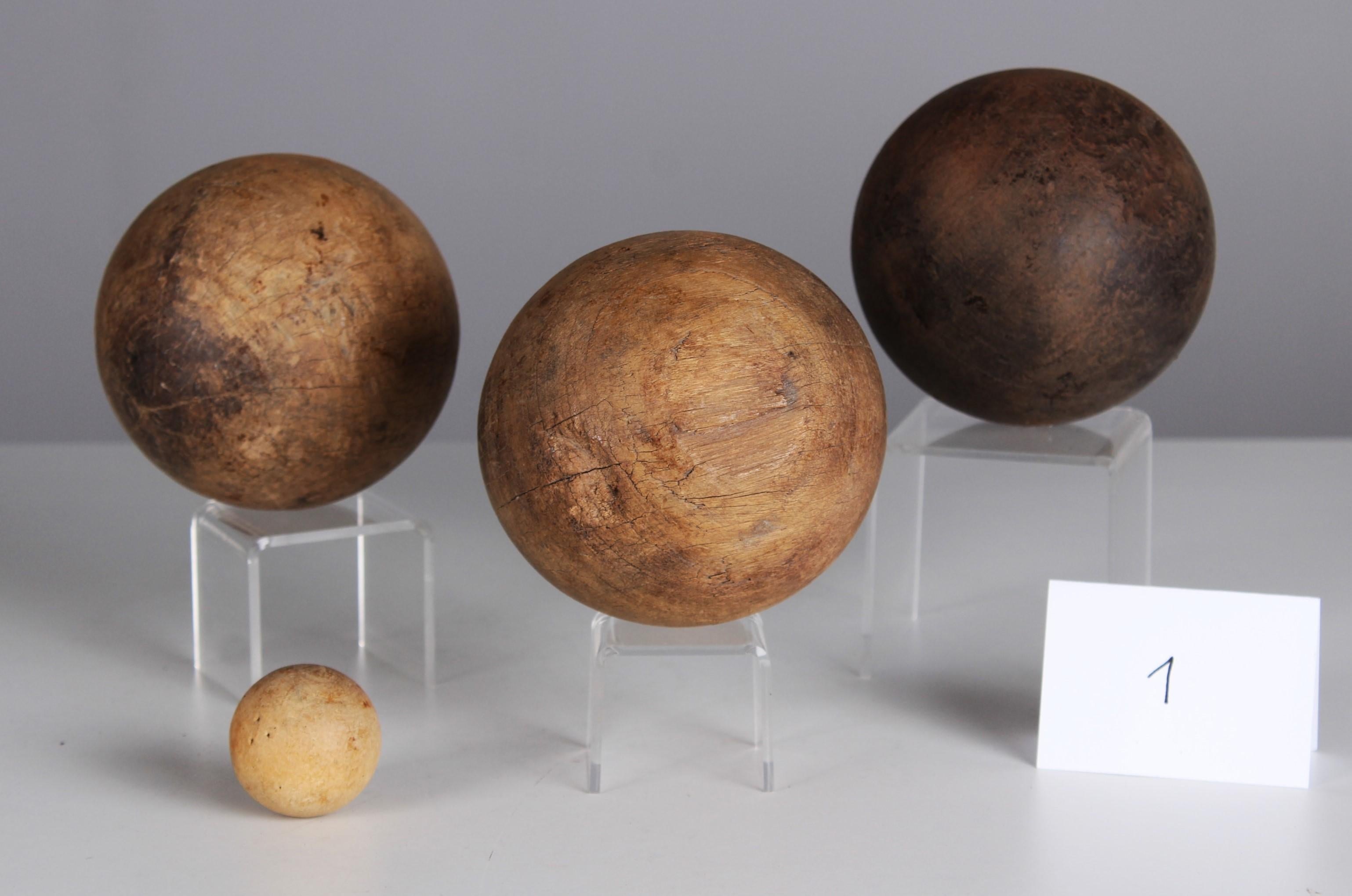 Antiquities Boule Set, Boule and Ball, Pétanque, 1880s, France, Craftsmanship en vente 3