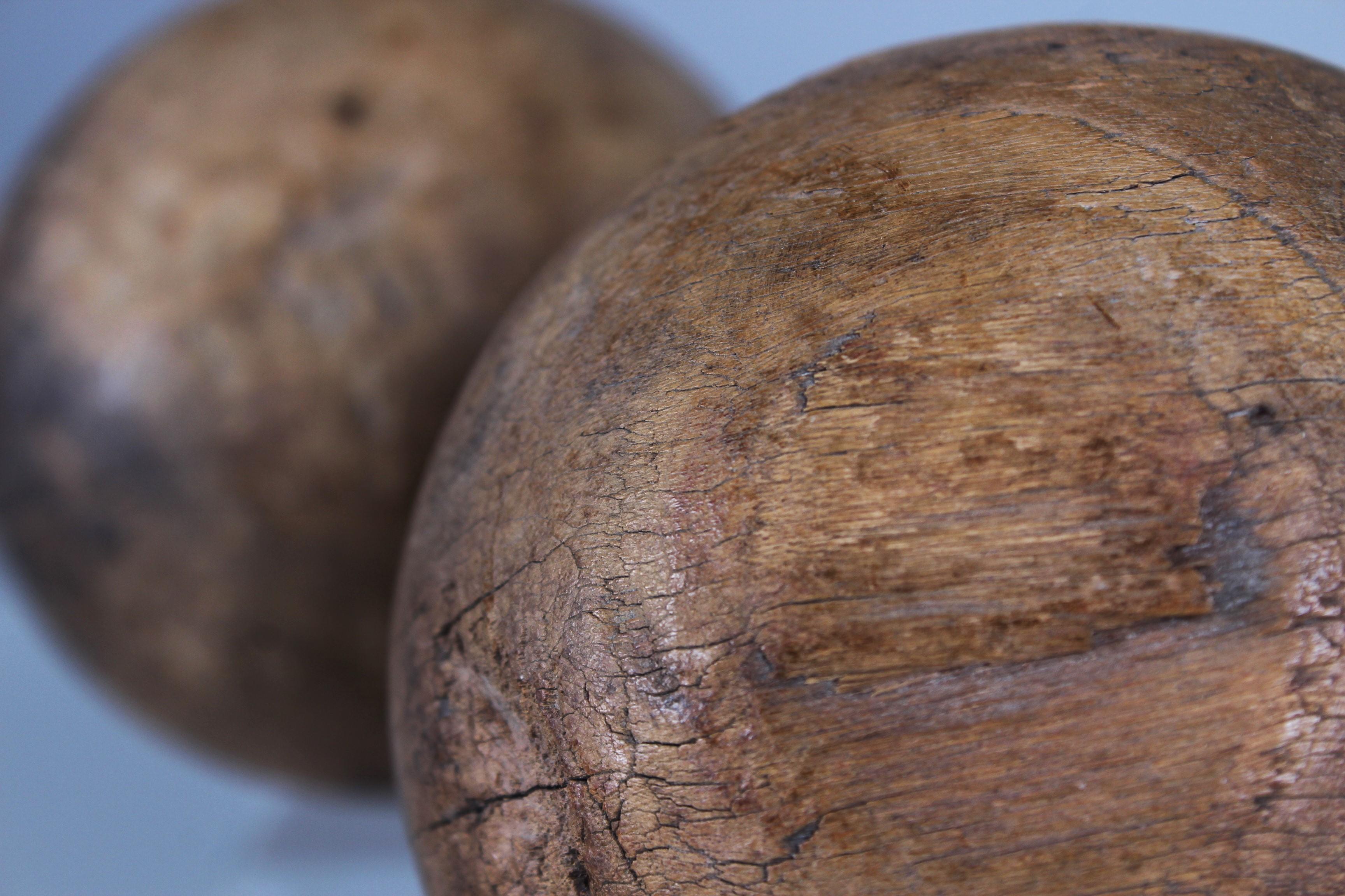 Hand-Carved Antique Boule Set, Boule Balls, Pétanque, 1880s, France, Craftsmanship For Sale