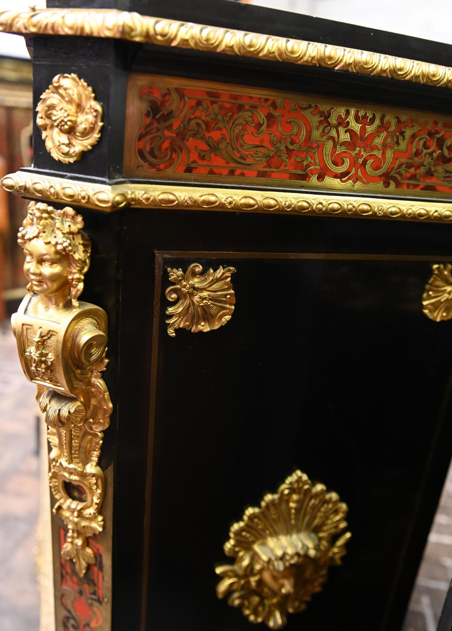 Antique Boulle Cabinet Vitrine Napoleon III 1860 In Good Condition For Sale In Potters Bar, GB